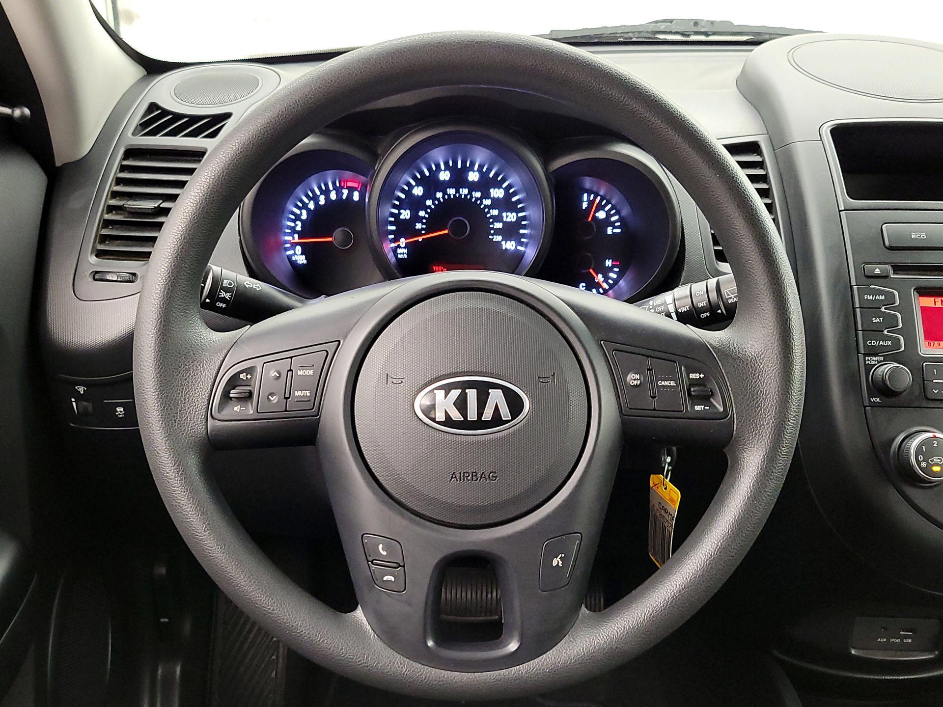 Thumbnail: 2013 Kia Soul - 10