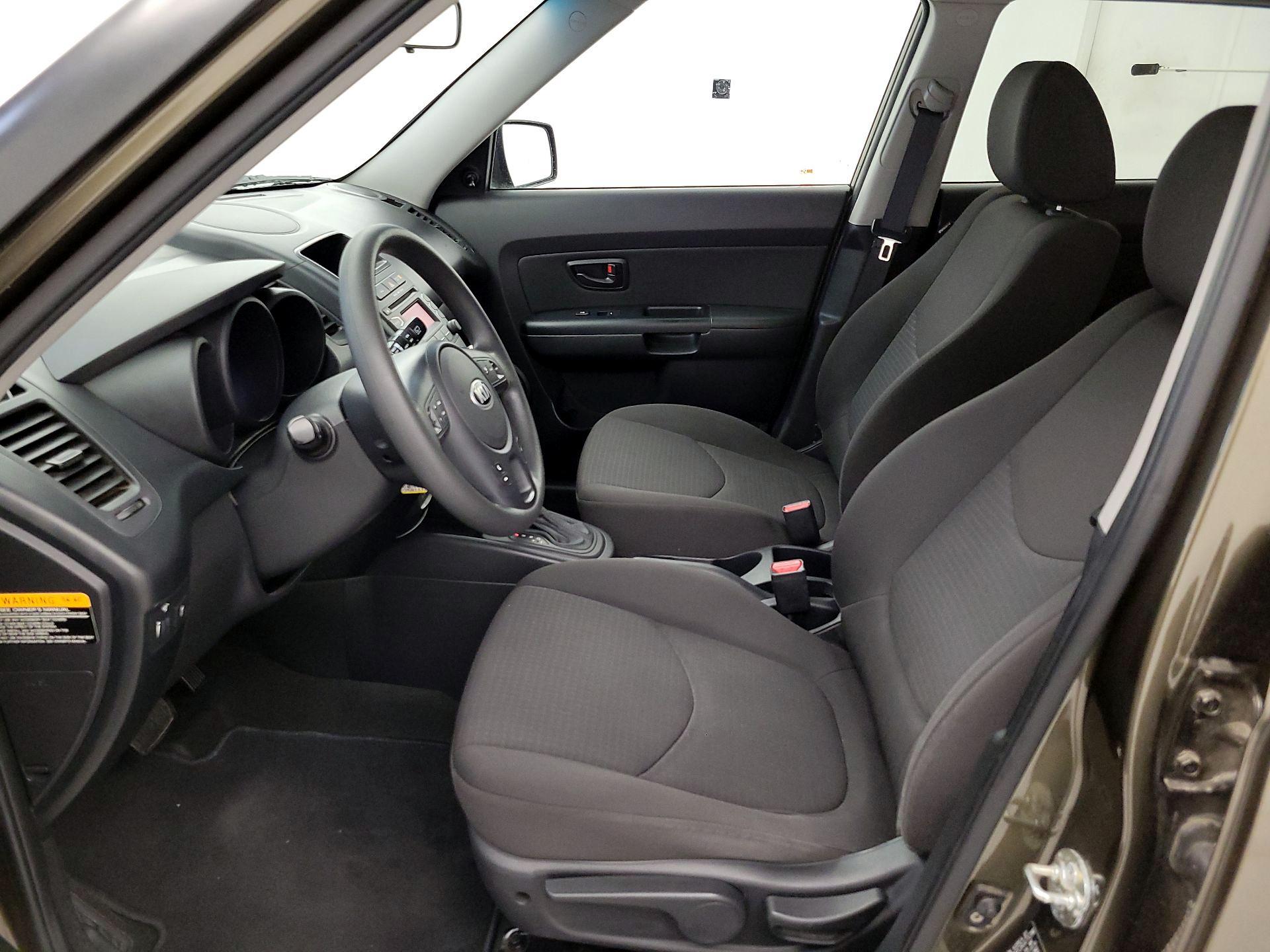 Thumbnail: 2013 Kia Soul - 11