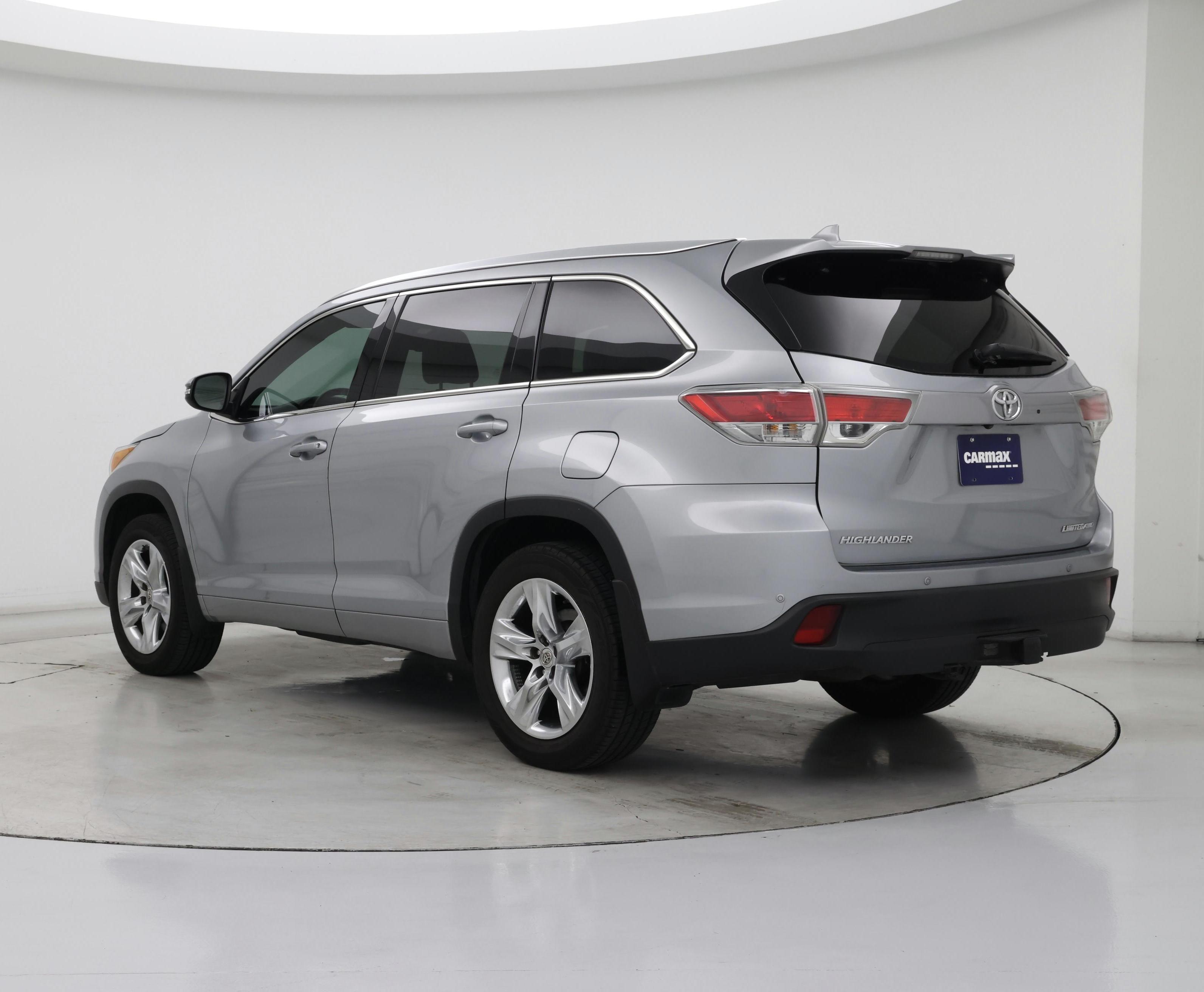Thumbnail: 2015 Toyota Highlander - 2