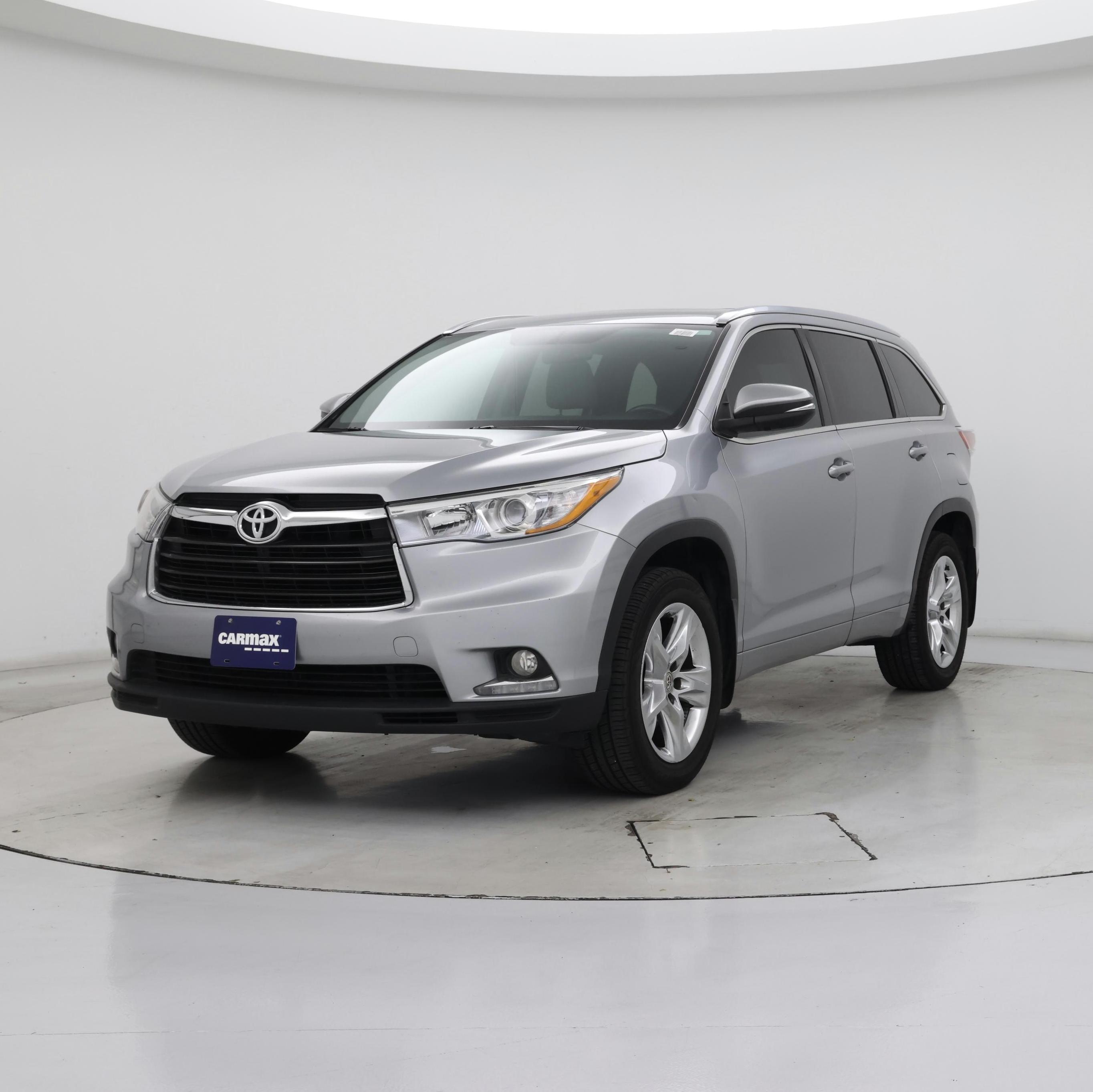 Thumbnail: 2015 Toyota Highlander - 4