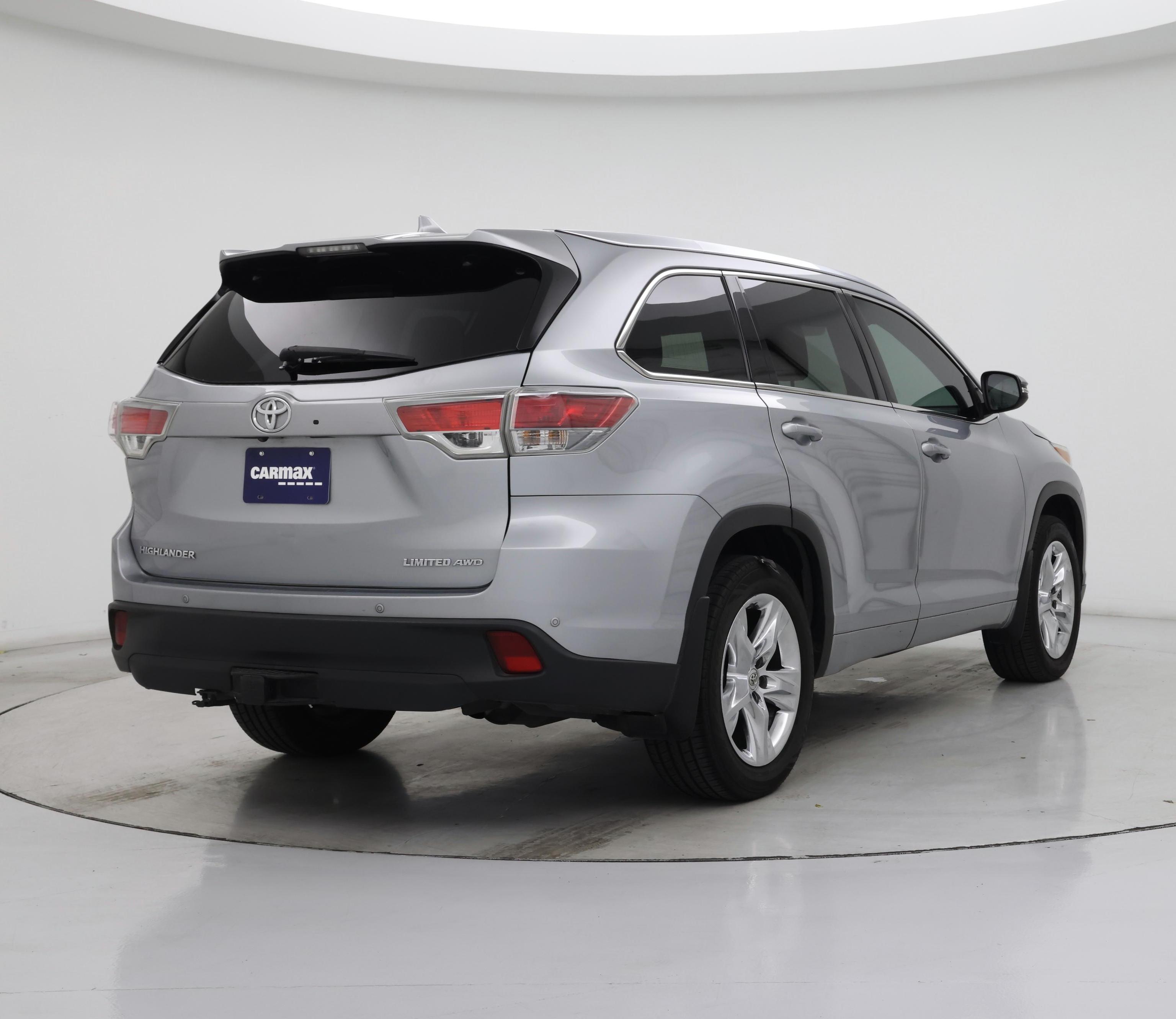 Thumbnail: 2015 Toyota Highlander - 8