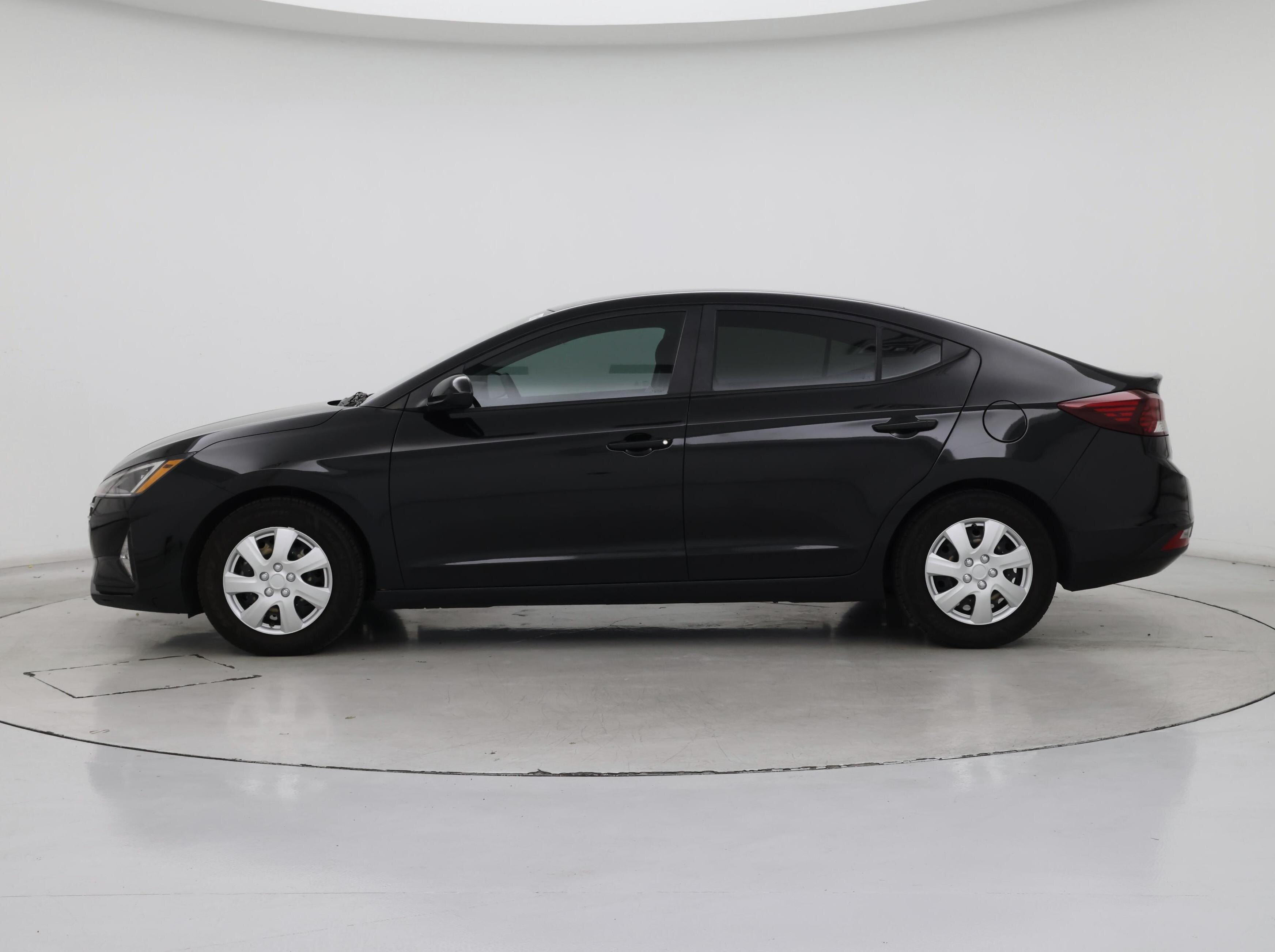 Thumbnail: 2020 Hyundai Elantra - 3