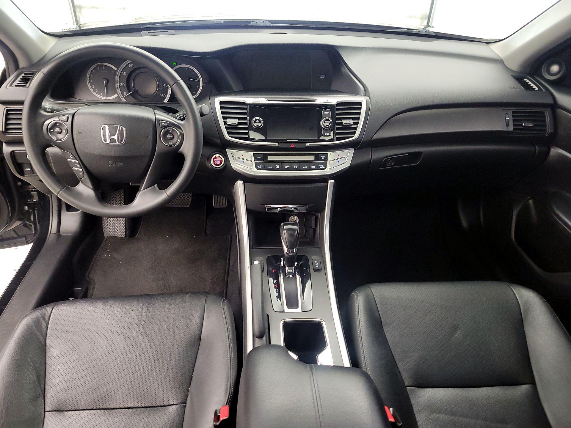 Thumbnail: 2015 Honda Accord - 9