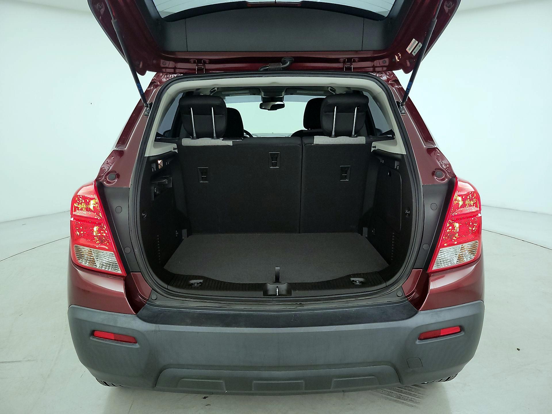 Thumbnail: 2016 Chevrolet Trax - 19