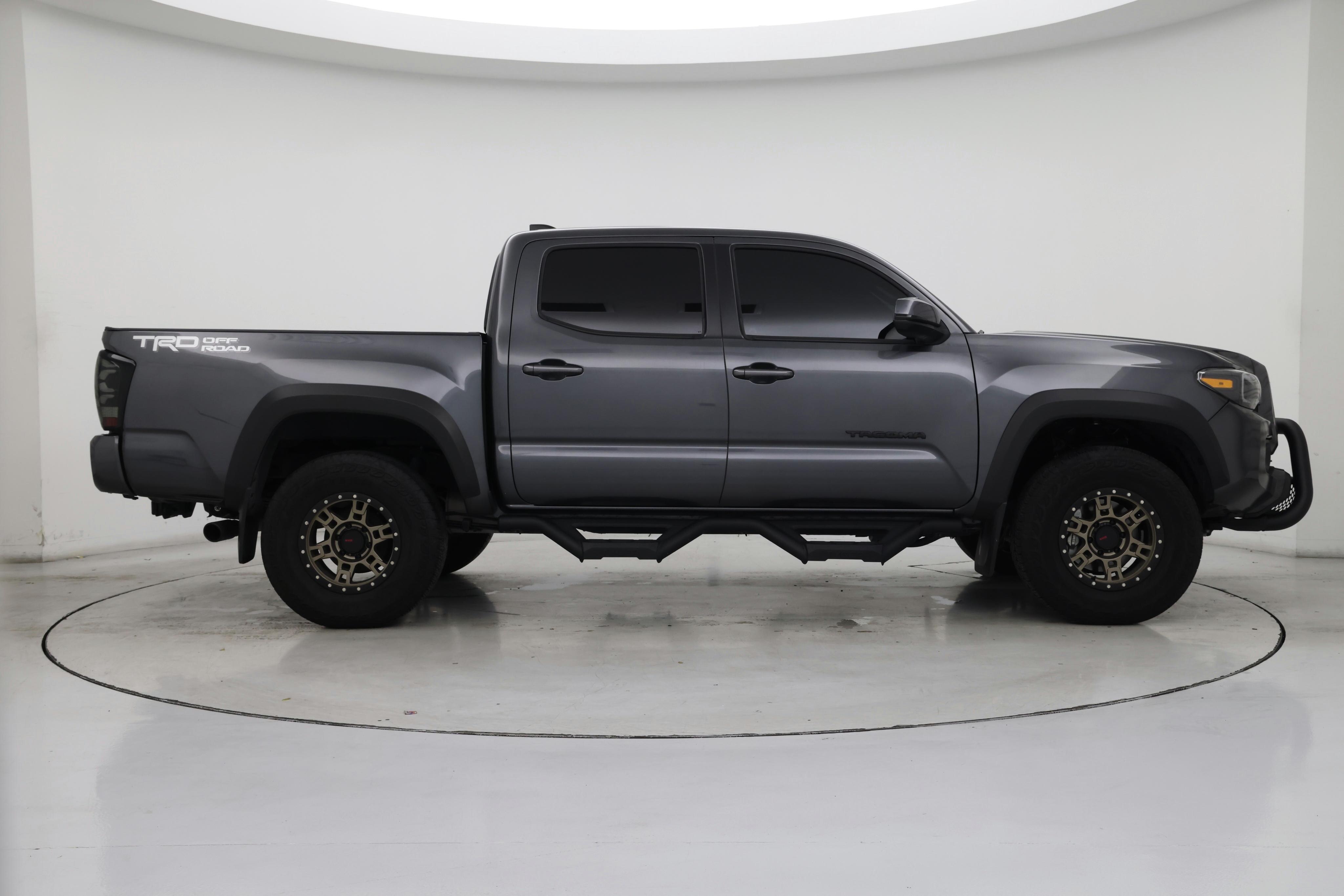 Thumbnail: 2022 Toyota Tacoma - 7