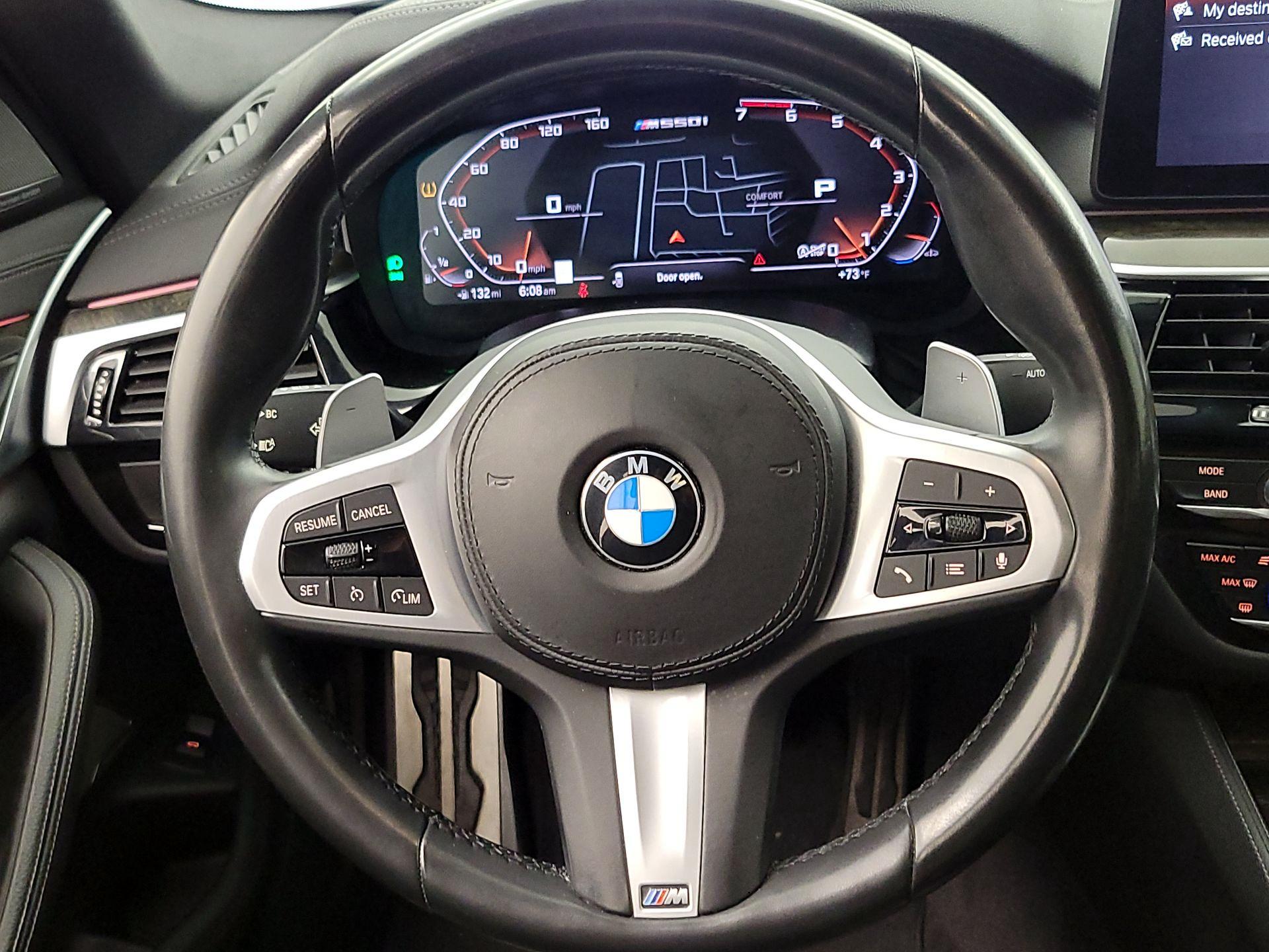 Thumbnail: 2022 BMW 5 Series - 10