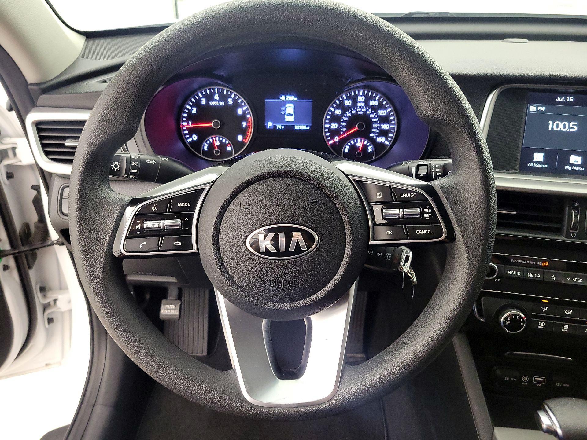 Thumbnail: 2020 Kia Optima - 10