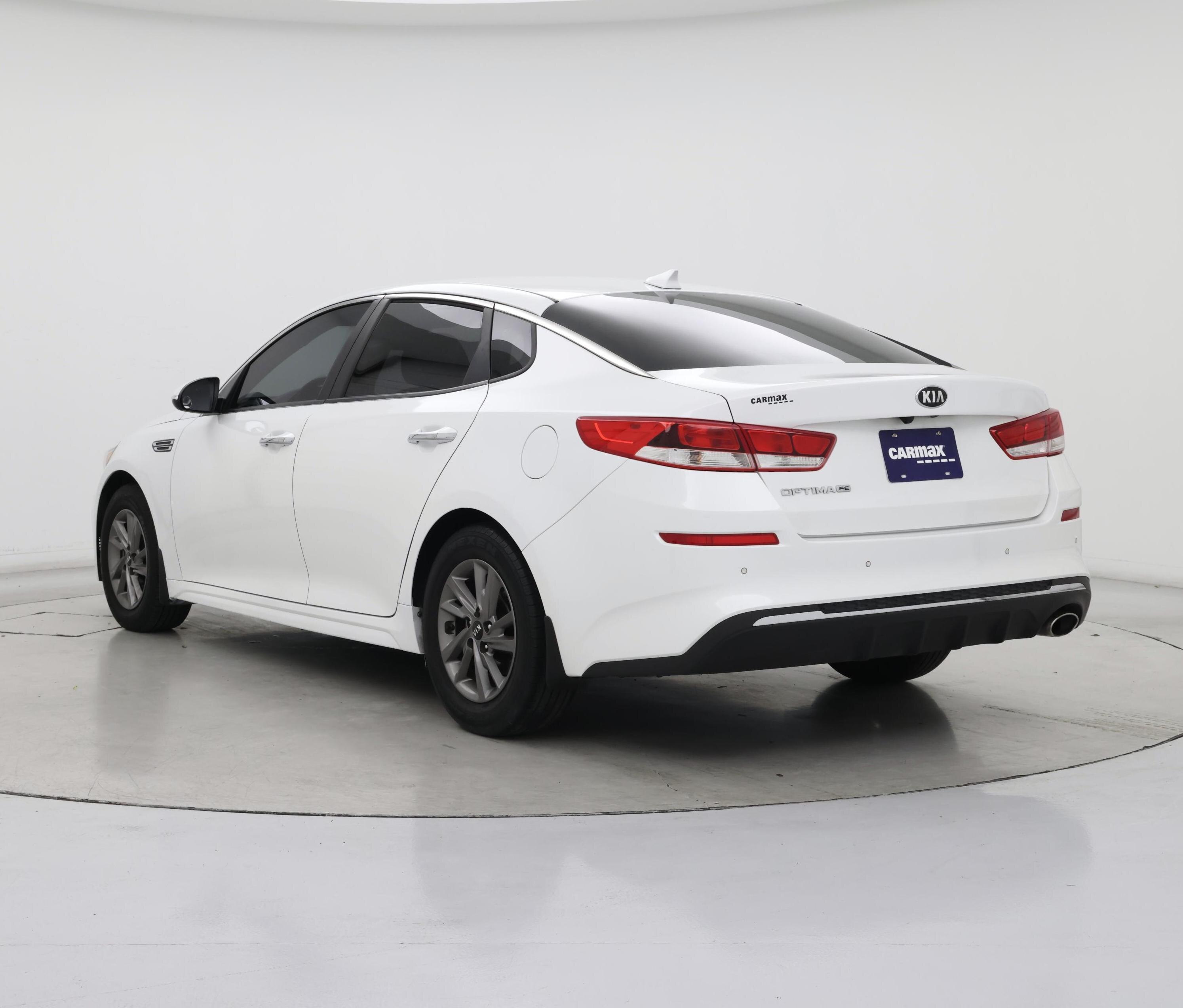 Thumbnail: 2020 Kia Optima - 2
