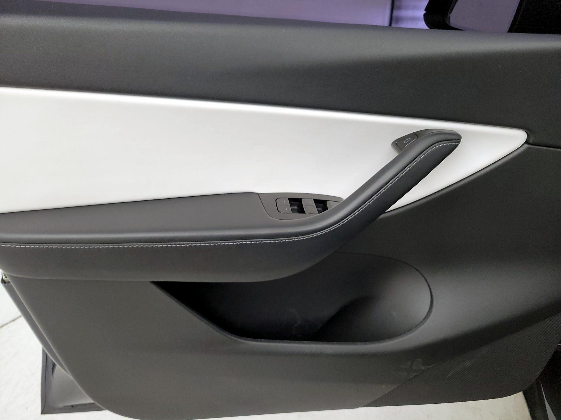 Thumbnail: 2021 Tesla Model Y - 12