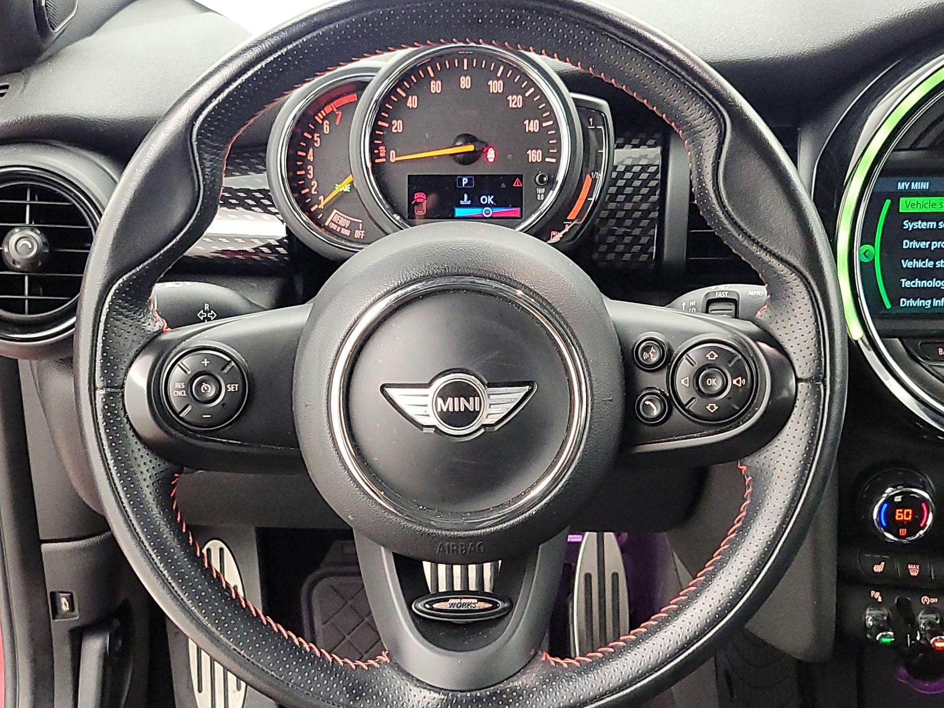 Thumbnail: 2018 MINI Cooper Hardtop - 10