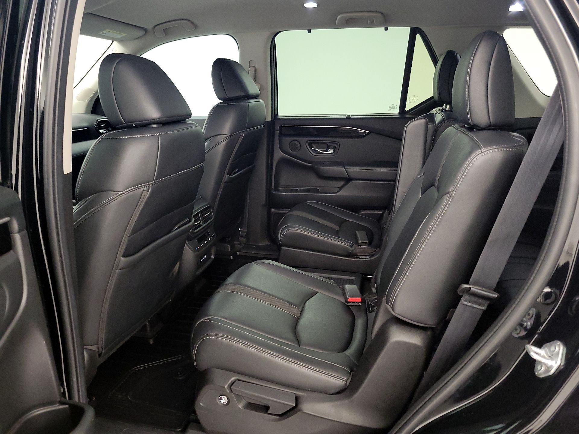 Thumbnail: 2023 Honda Pilot - 19