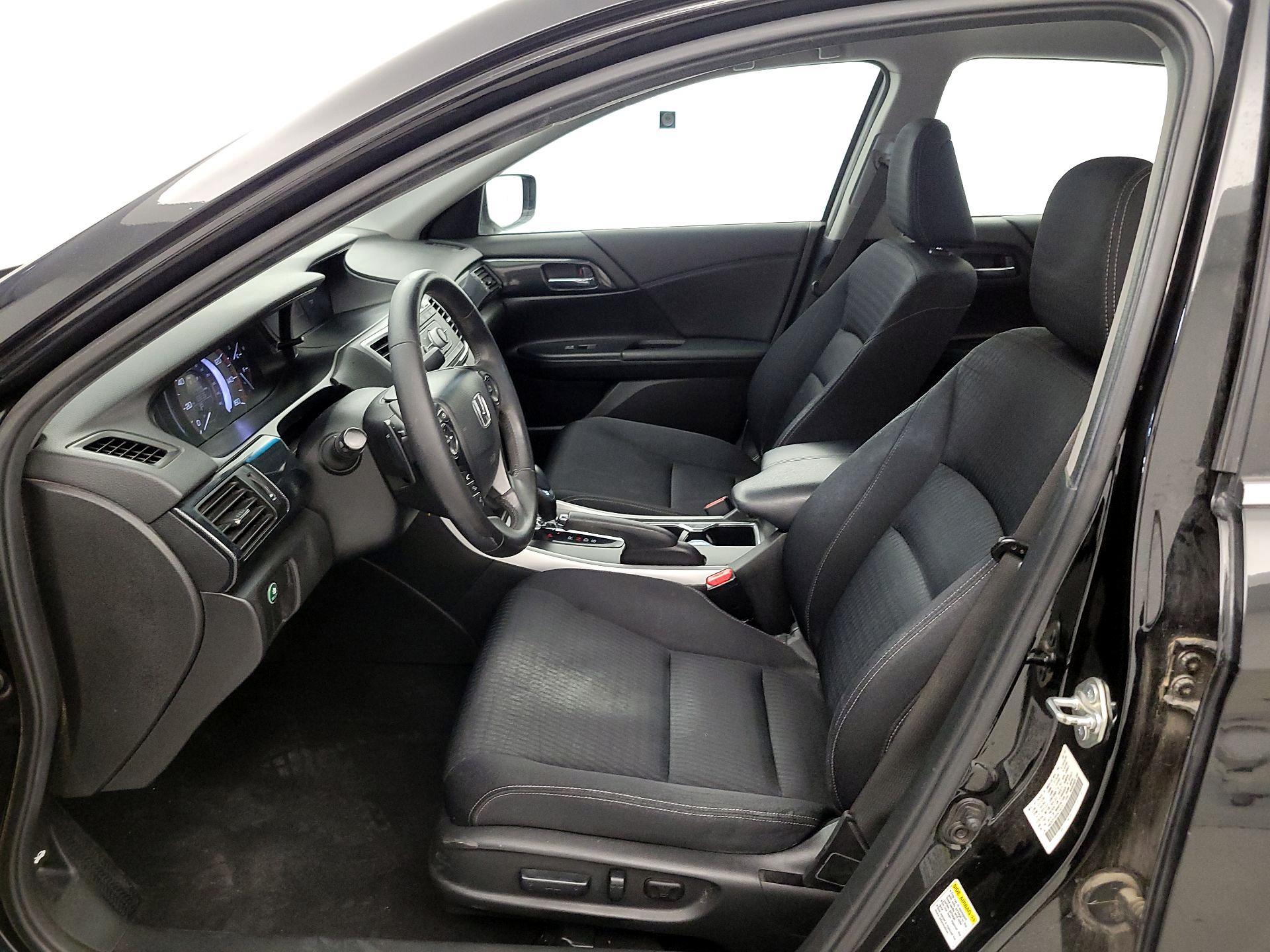 Thumbnail: 2015 Honda Accord - 11
