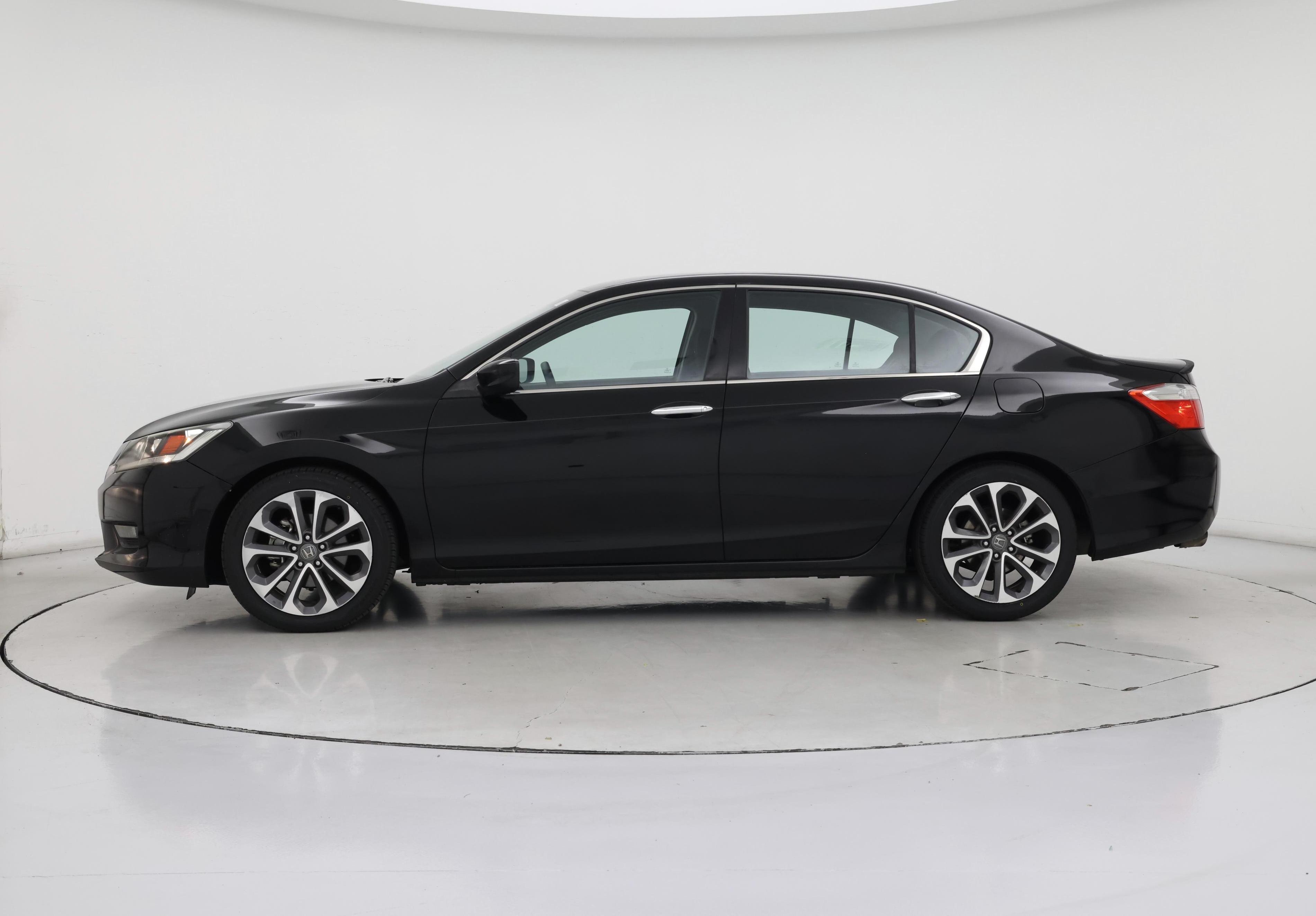 Thumbnail: 2015 Honda Accord - 3