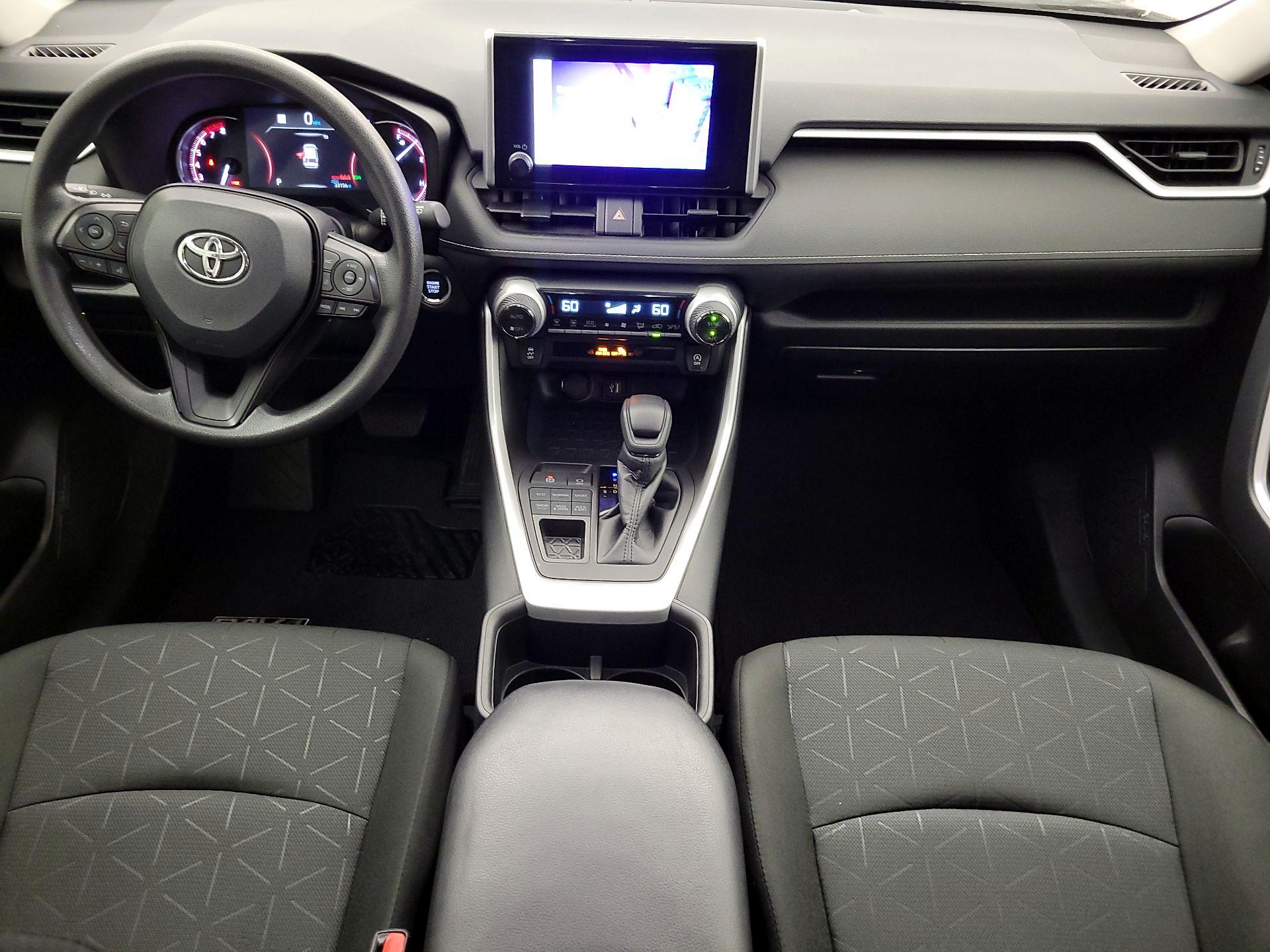 Thumbnail: 2024 Toyota RAV4 - 9