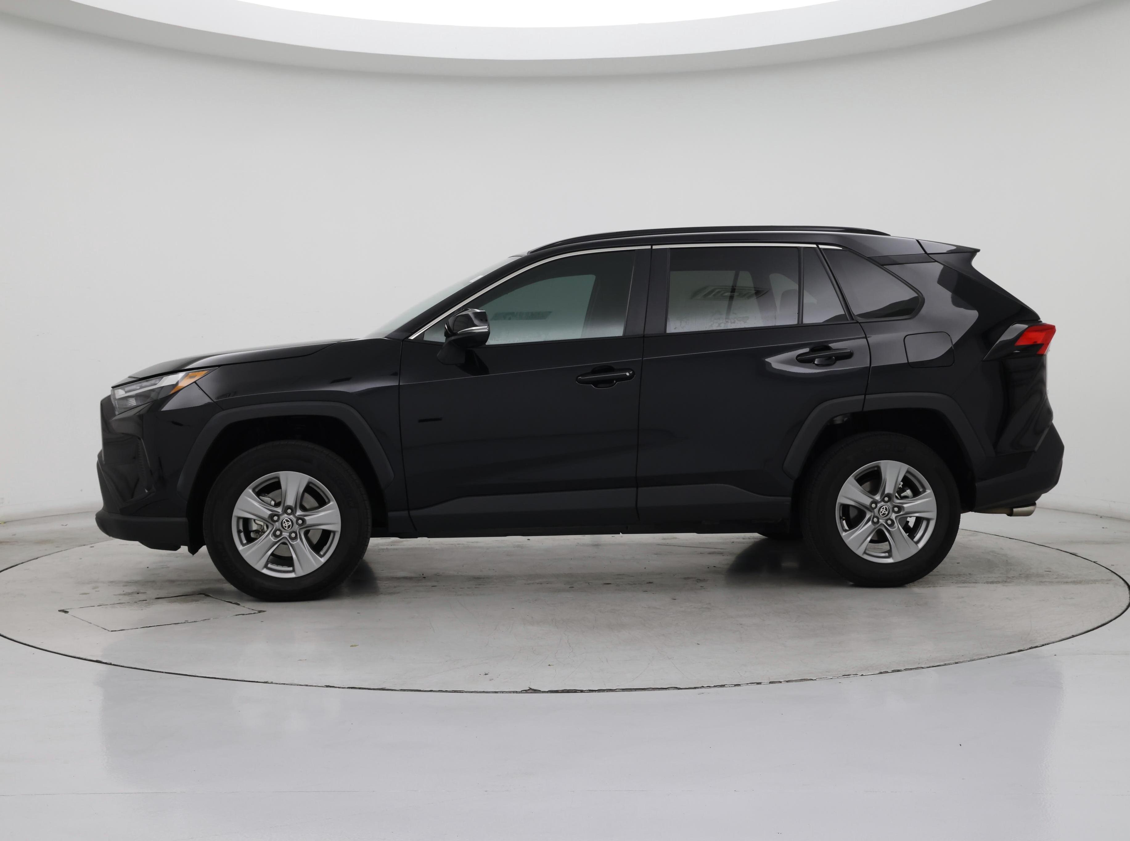 Thumbnail: 2024 Toyota RAV4 - 3