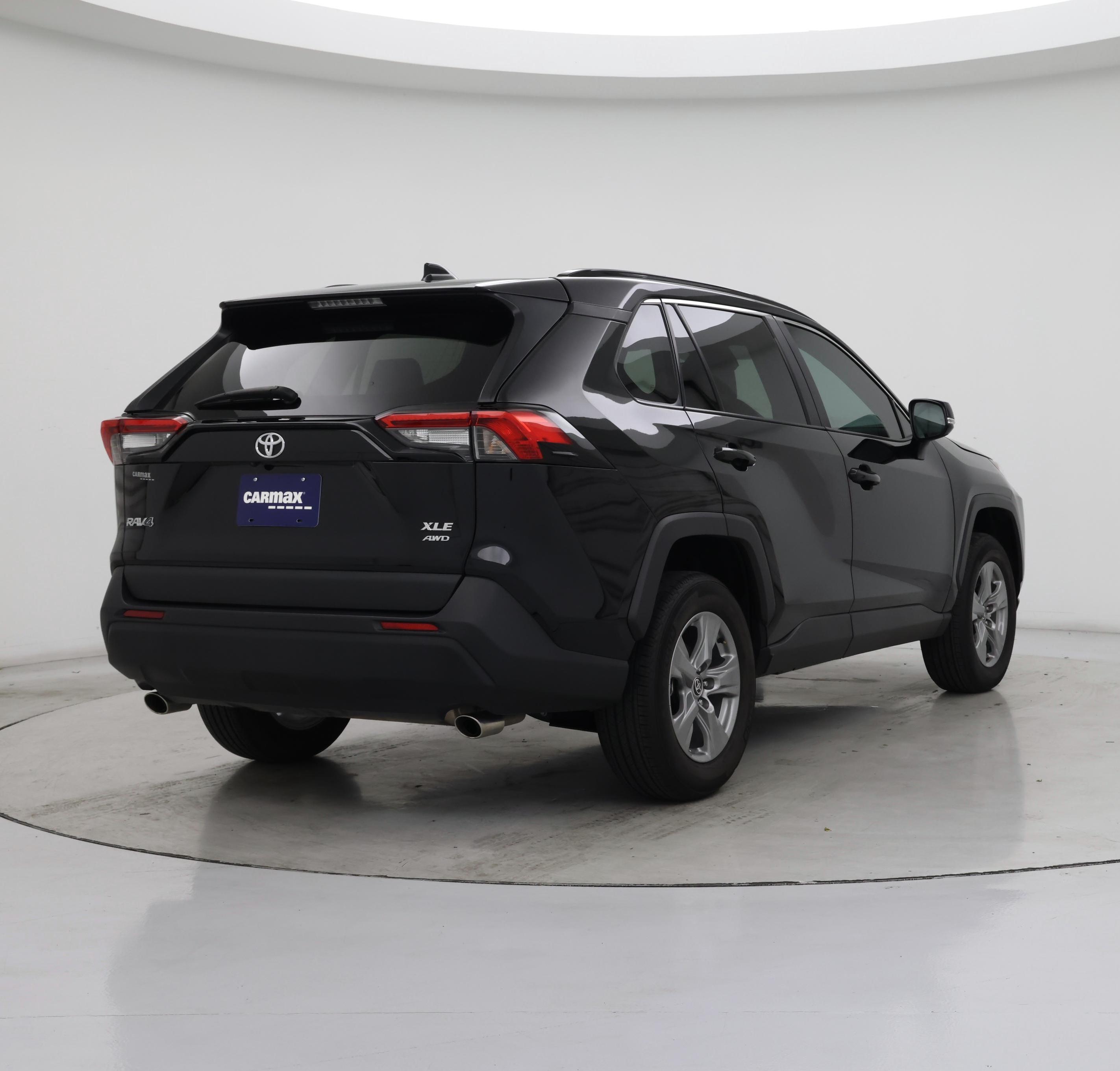 Thumbnail: 2024 Toyota RAV4 - 8