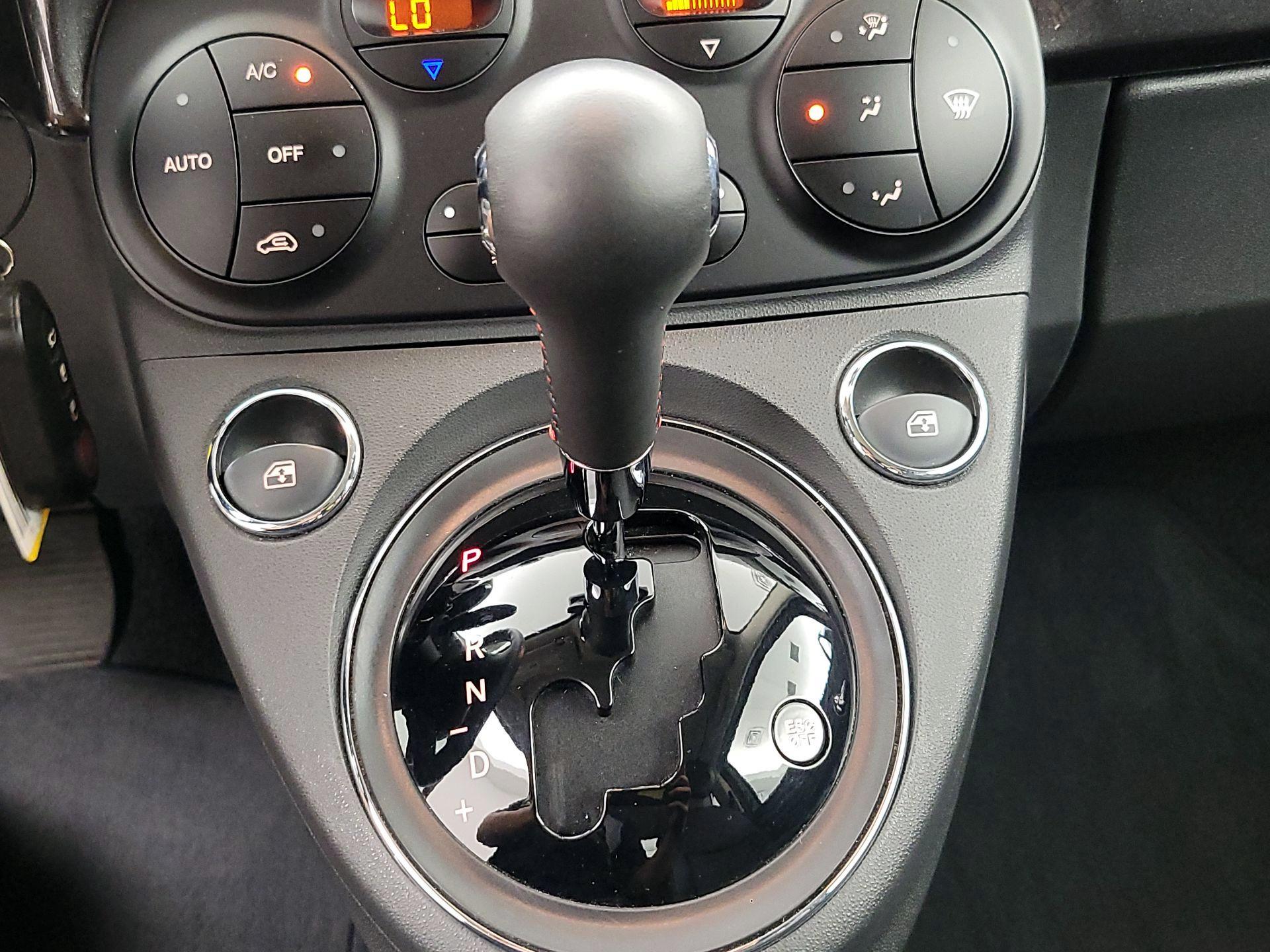 Thumbnail: 2019 Fiat 500 - 17