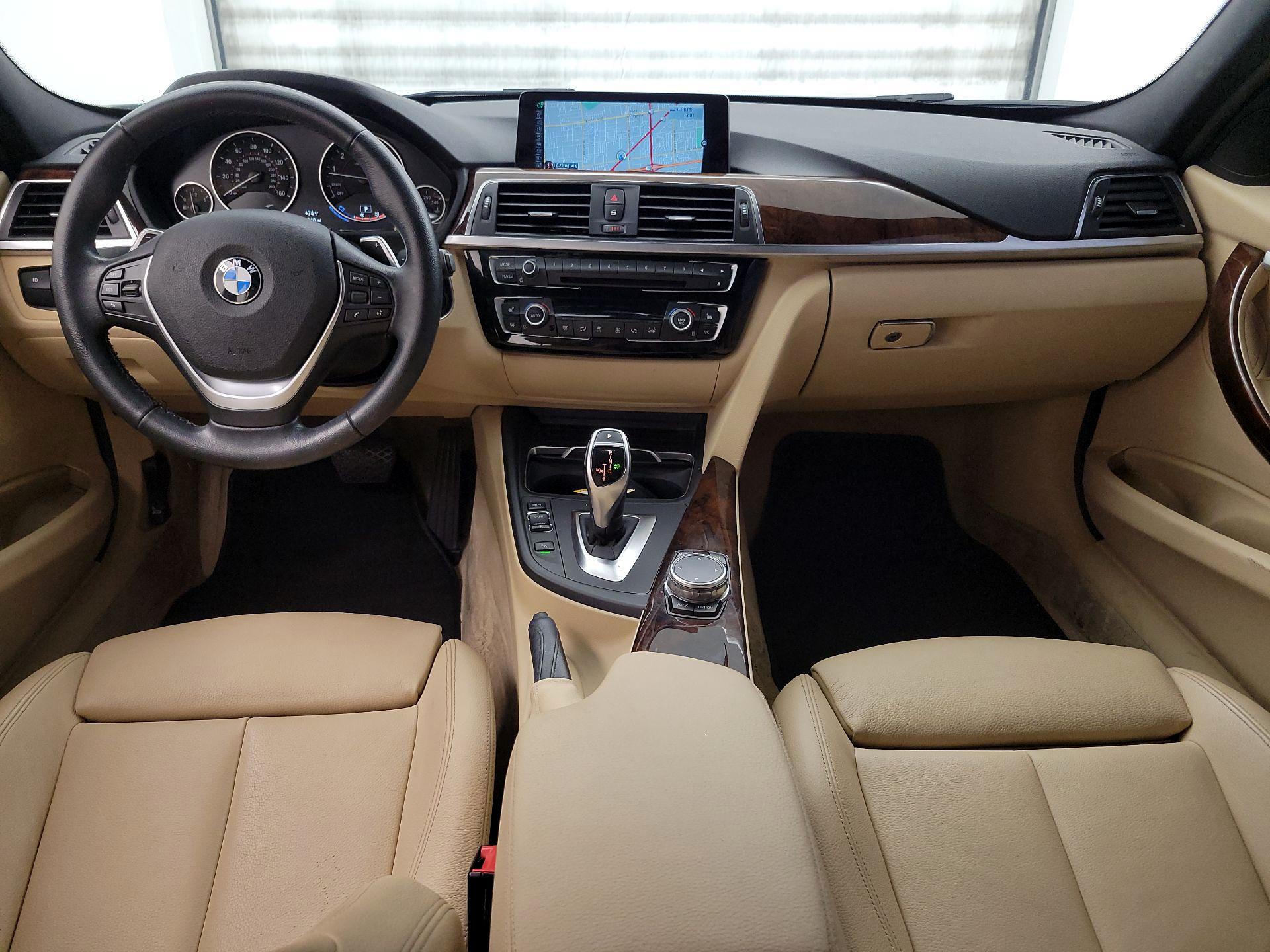 Thumbnail: 2016 BMW 3 Series - 9