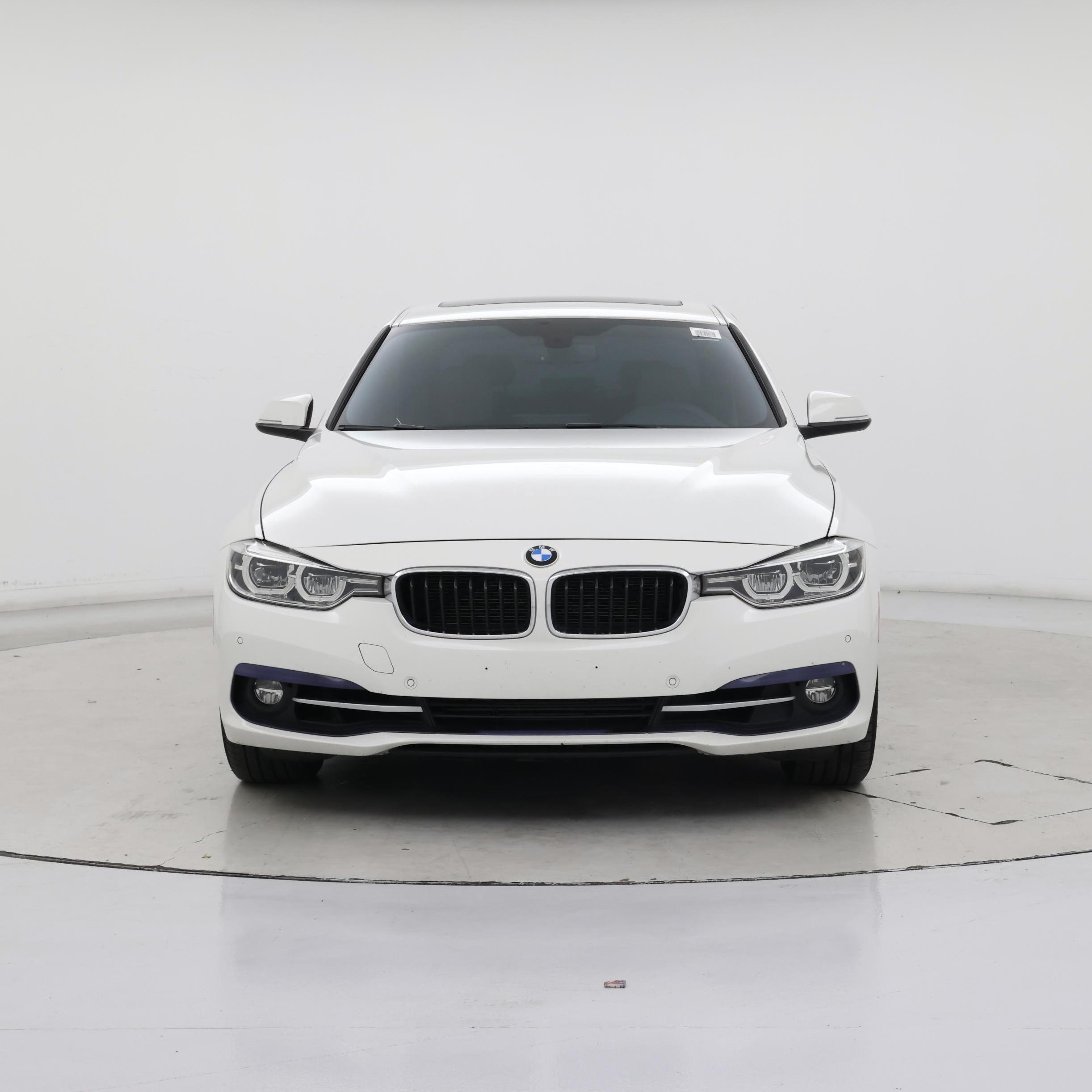 Thumbnail: 2016 BMW 3 Series - 5
