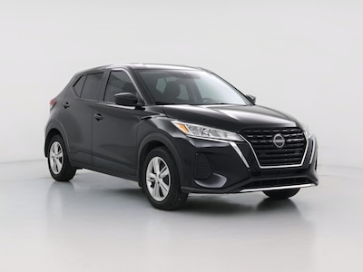 Black 2023 Nissan Kicks S