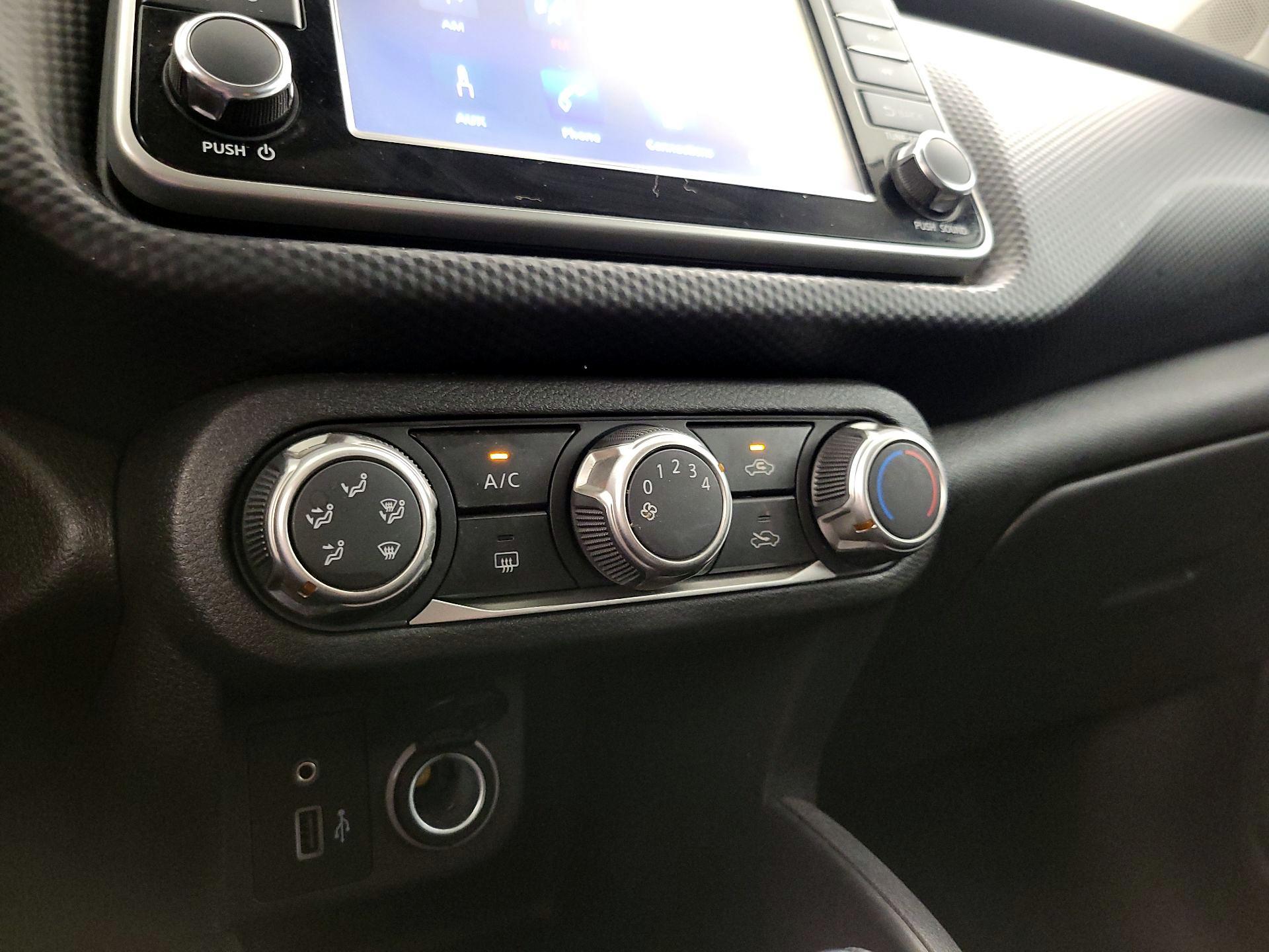 Thumbnail: 2023 Nissan Kicks - 16