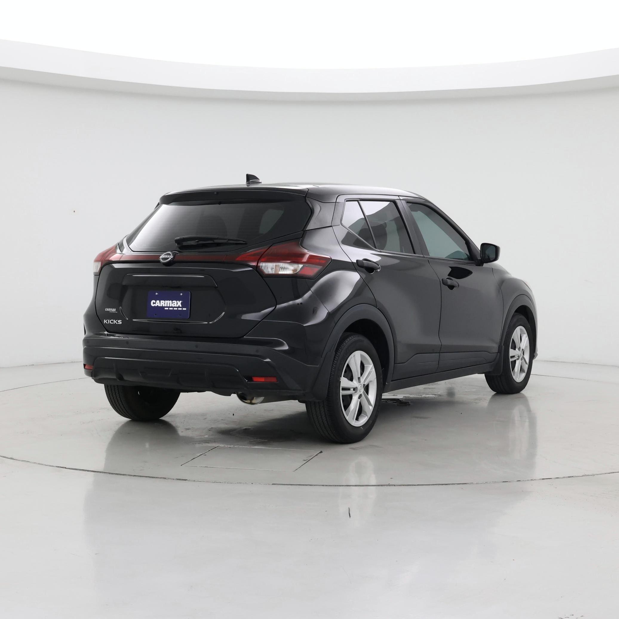 Thumbnail: 2023 Nissan Kicks - 8