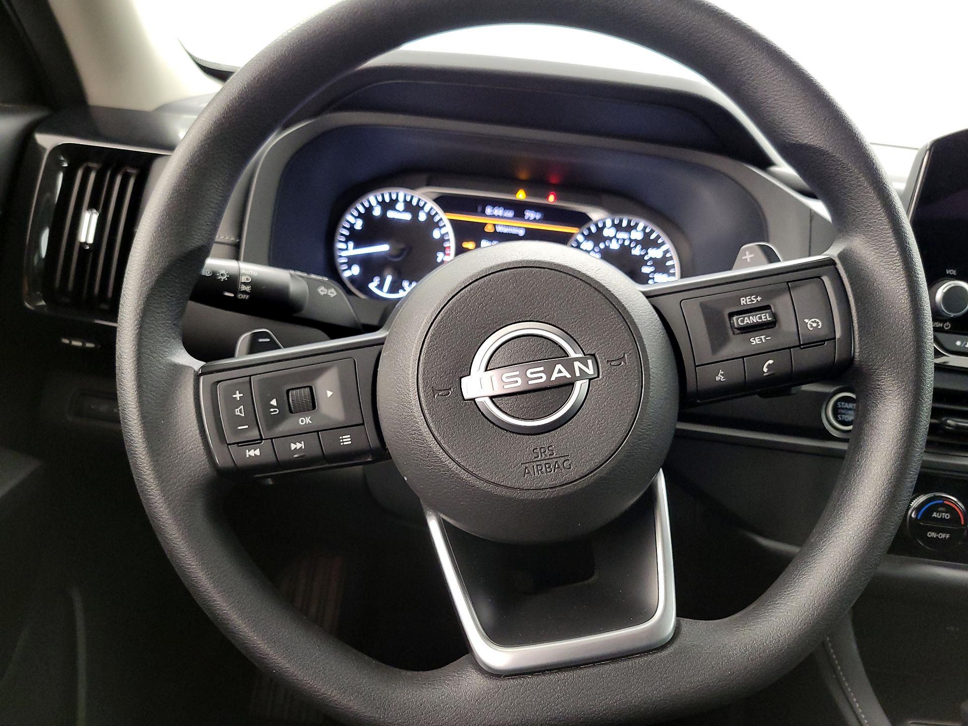Thumbnail: 2024 Nissan Pathfinder - 10