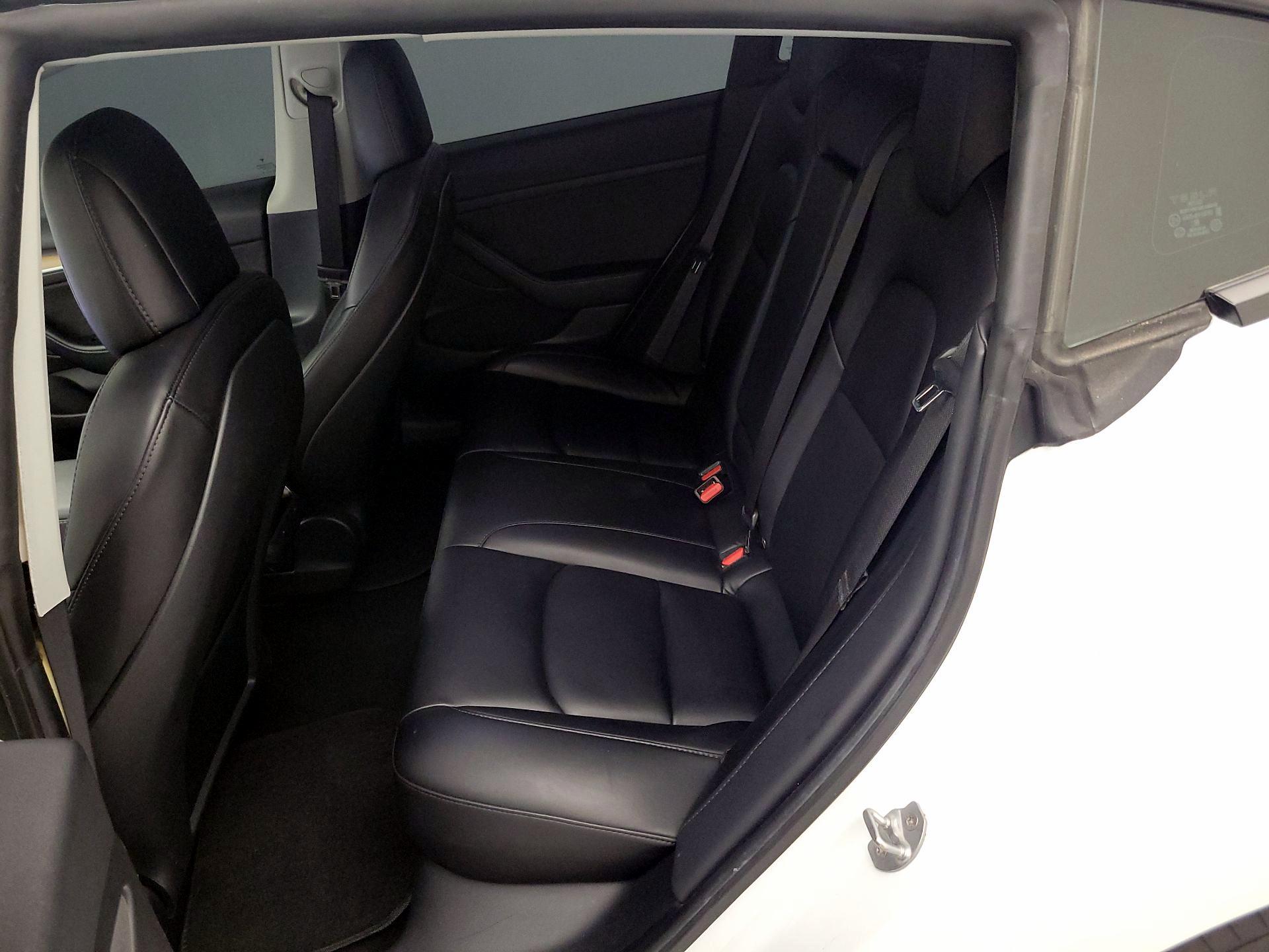 Thumbnail: 2021 Tesla Model 3 - 20