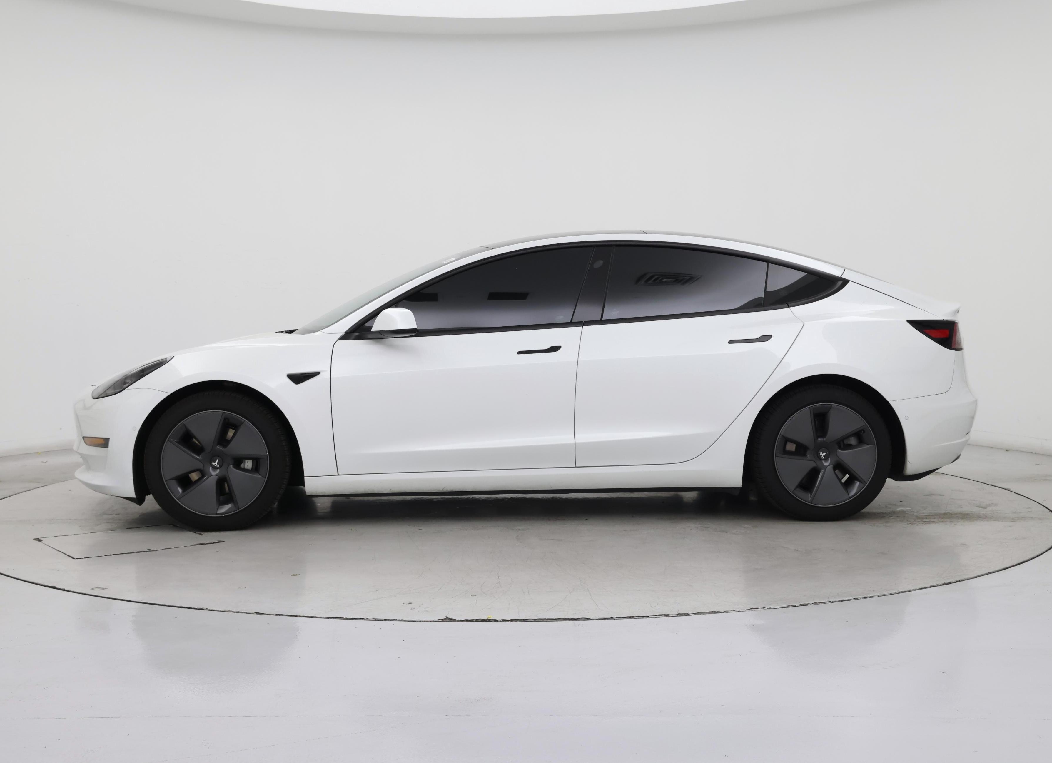 Thumbnail: 2021 Tesla Model 3 - 3