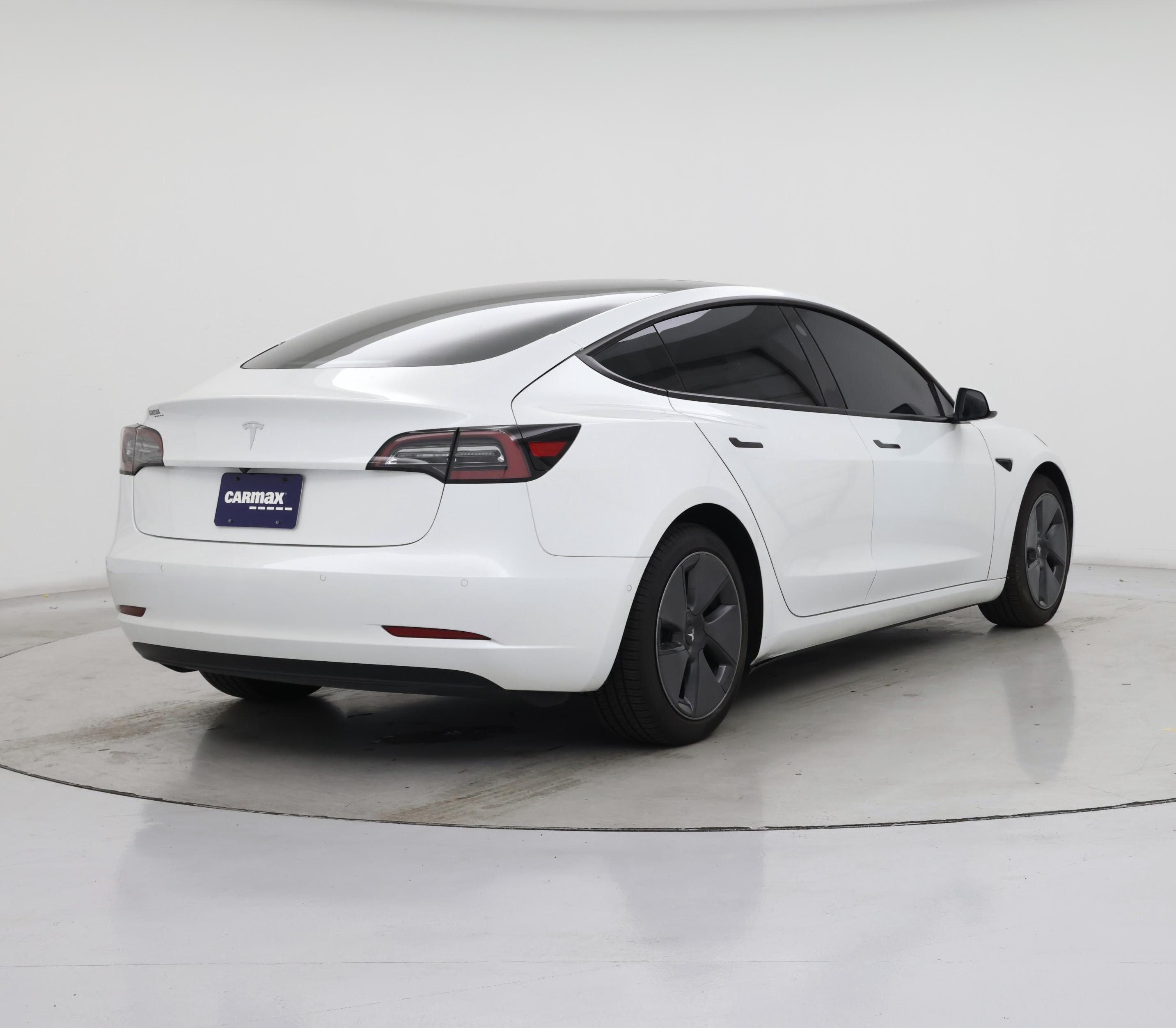 Thumbnail: 2021 Tesla Model 3 - 8