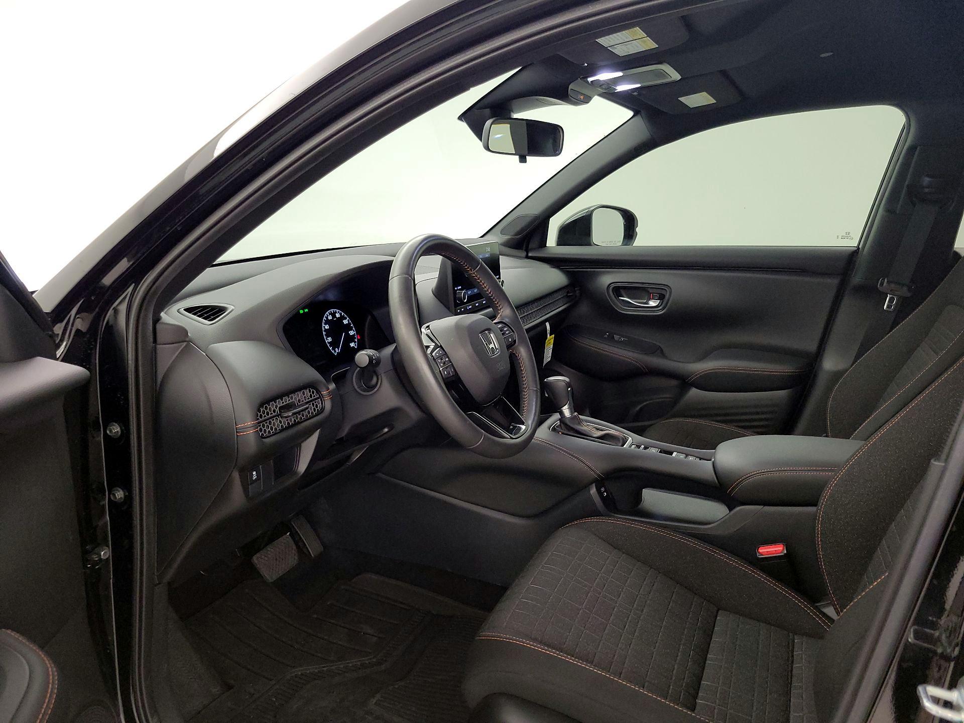 Thumbnail: 2025 Honda HR-V - 11