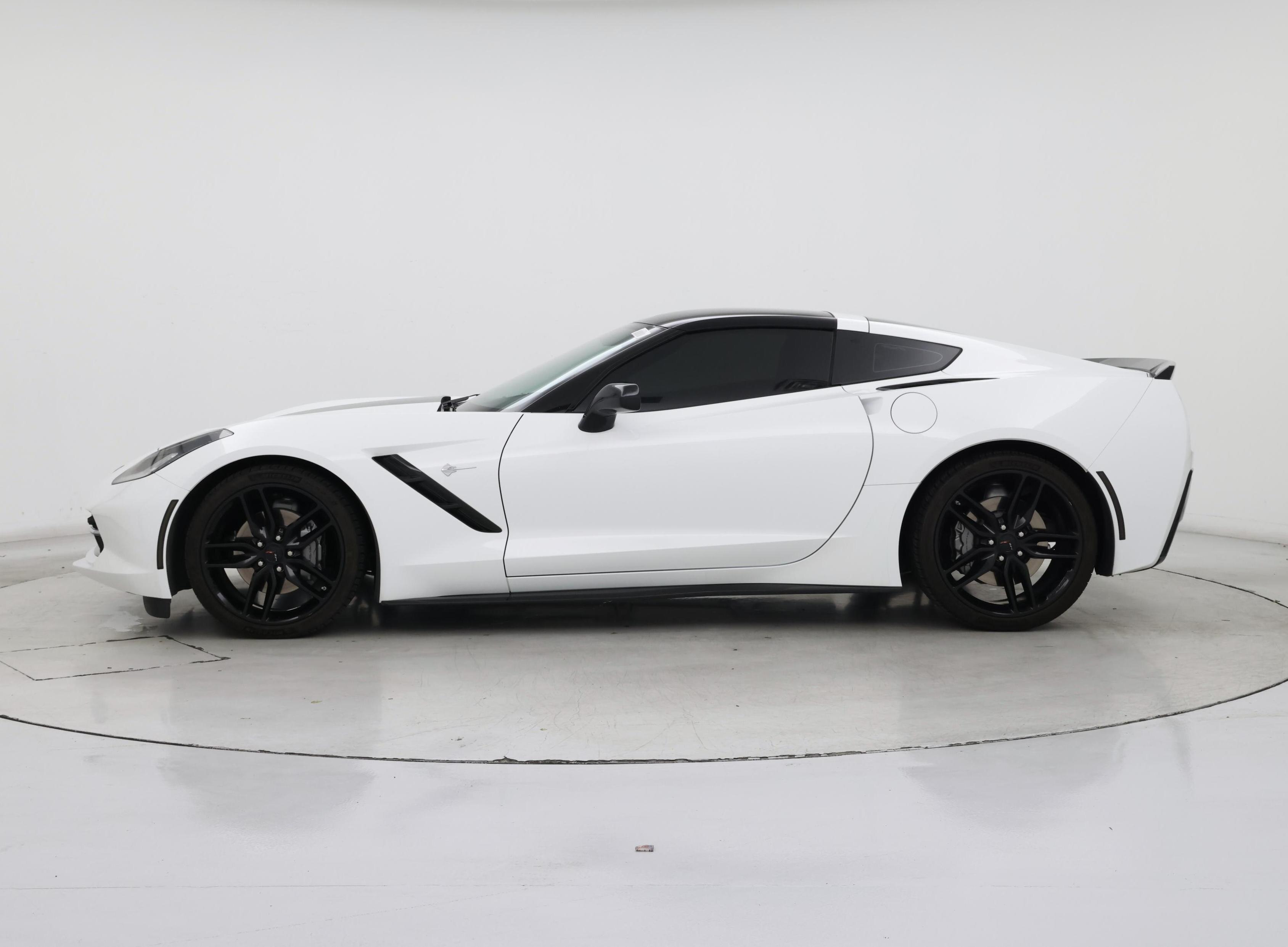Thumbnail: 2016 Chevrolet Corvette - 3