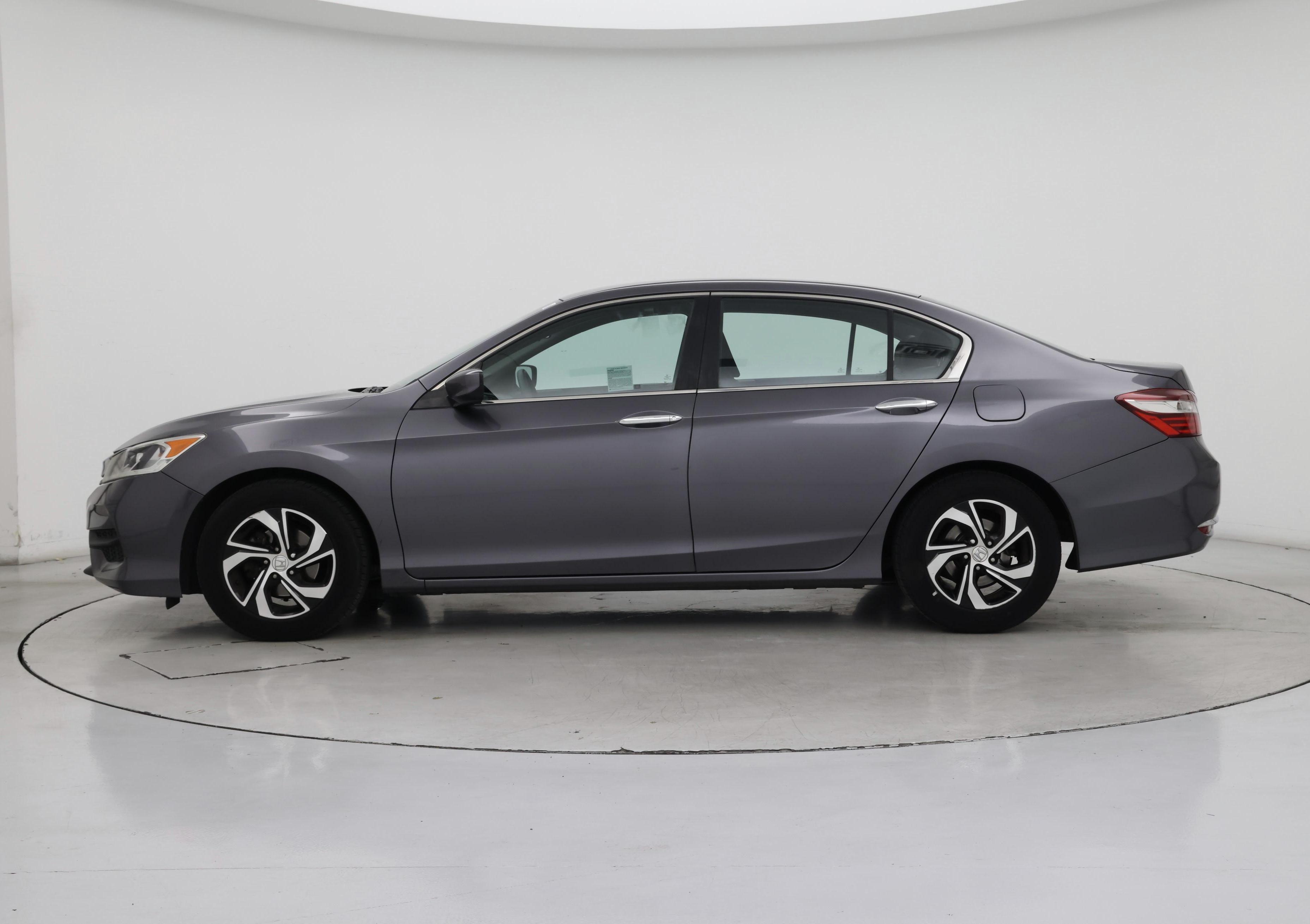 Thumbnail: 2017 Honda Accord - 3