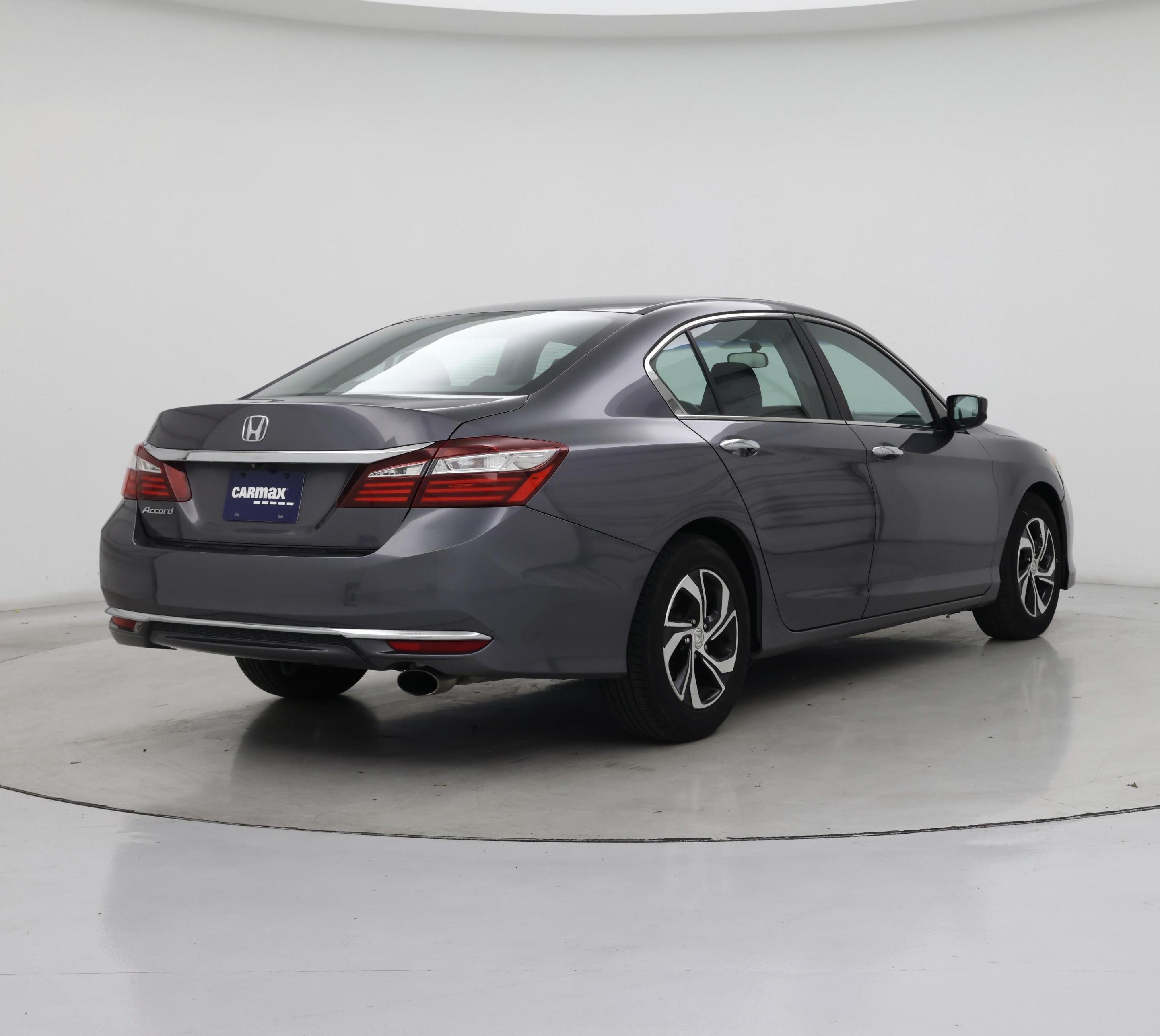 Thumbnail: 2017 Honda Accord - 8