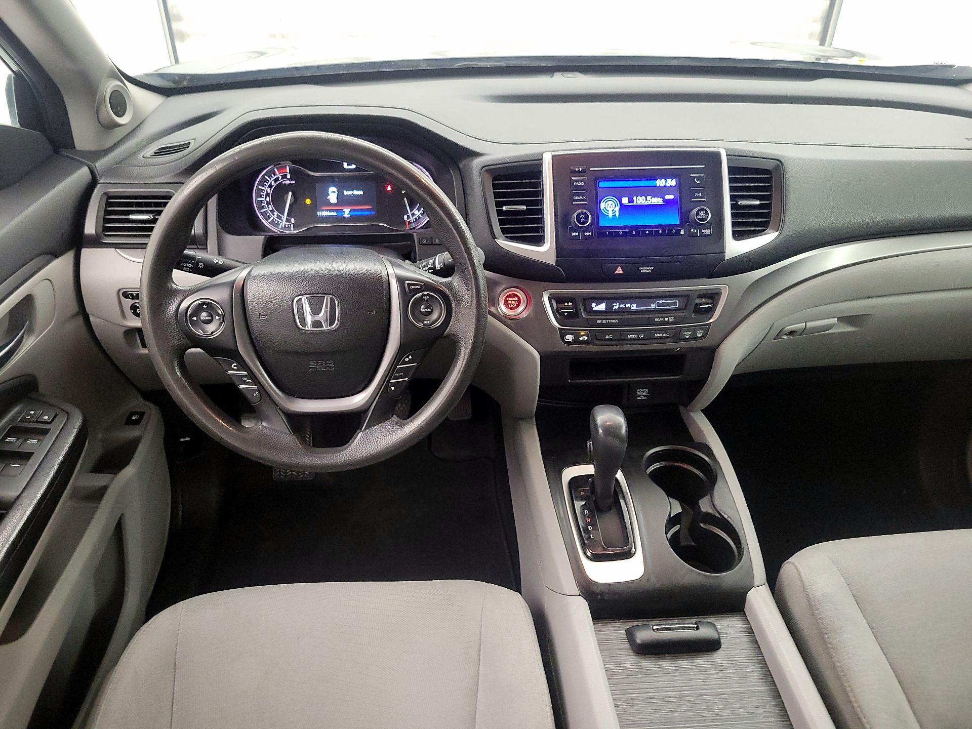 Thumbnail: 2016 Honda Pilot - 9