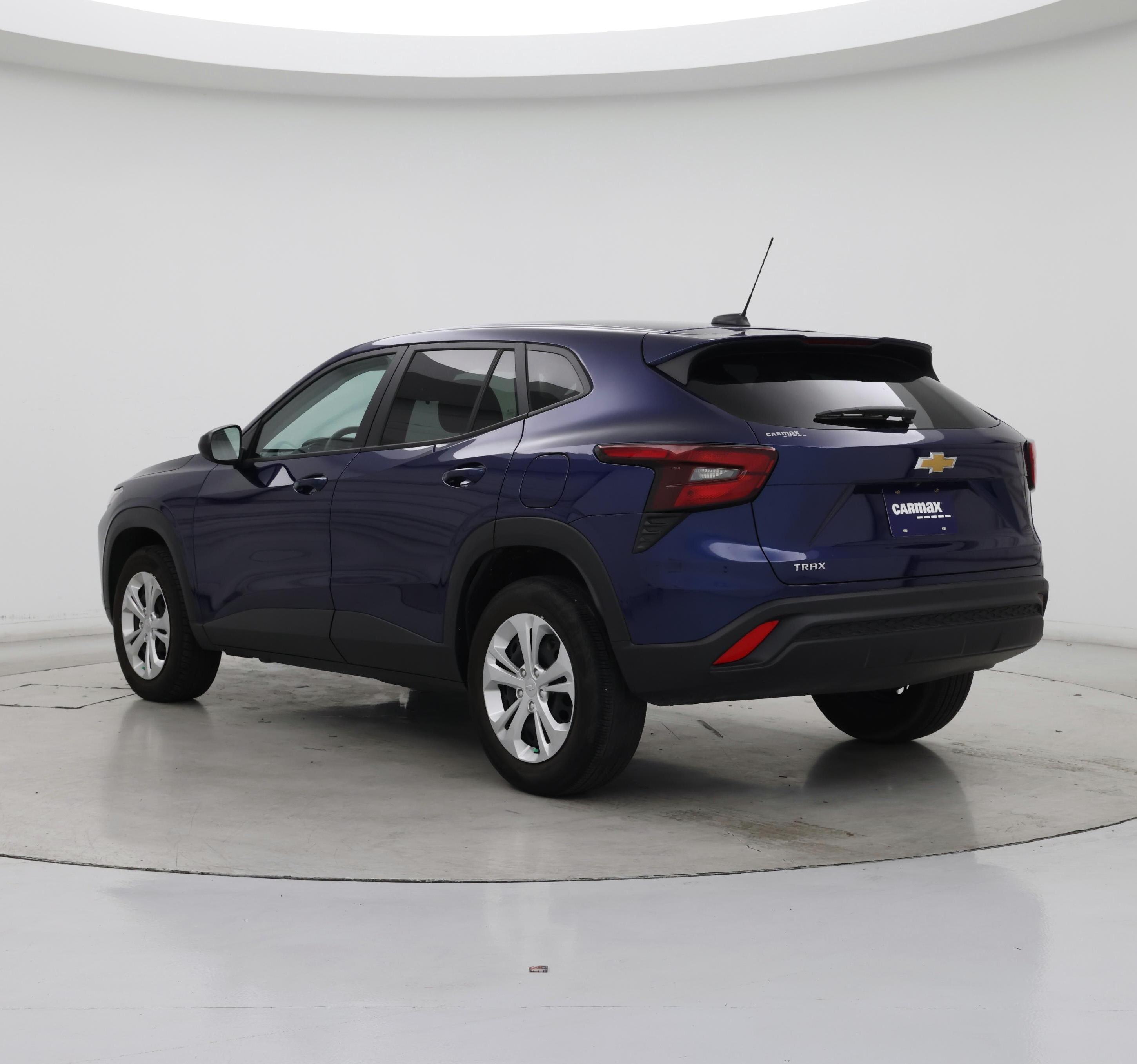 Thumbnail: 2024 Chevrolet Trax - 2