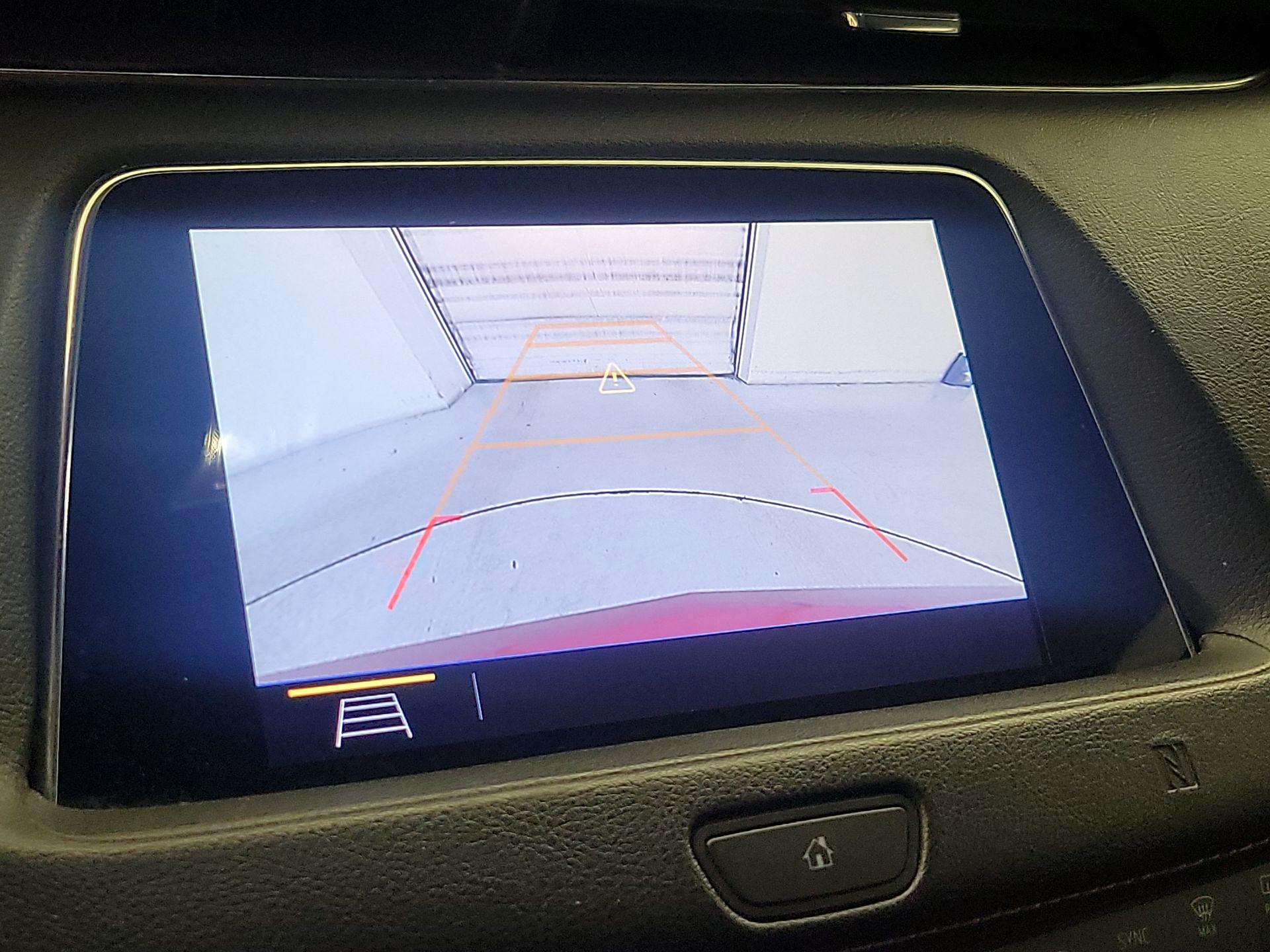 Thumbnail: 2019 Cadillac XT4 - 14