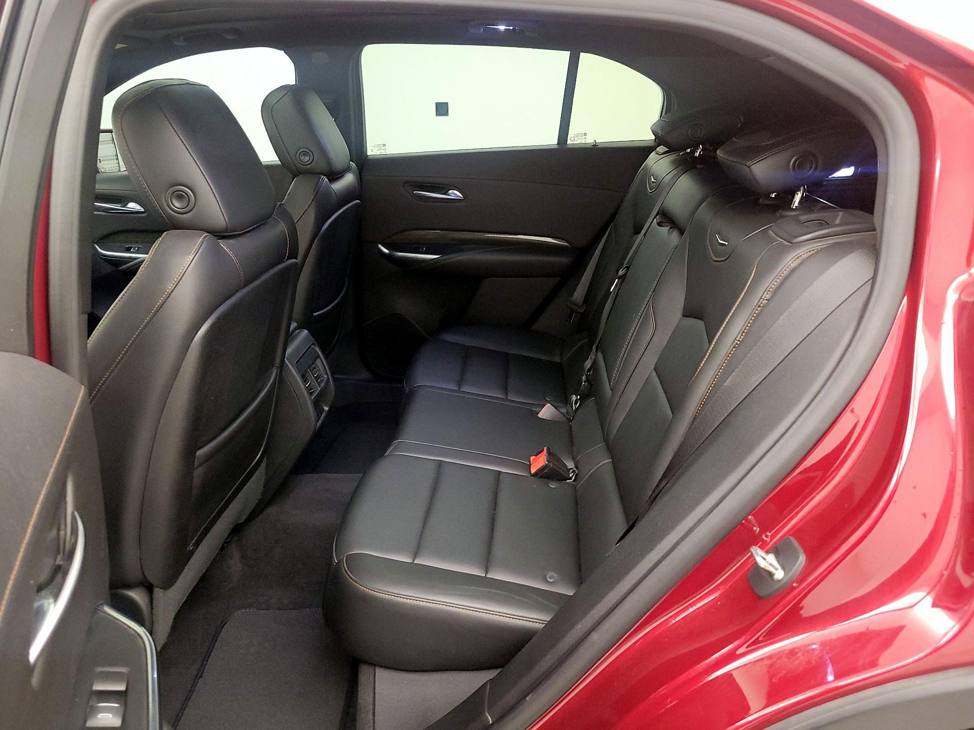 Thumbnail: 2019 Cadillac XT4 - 20
