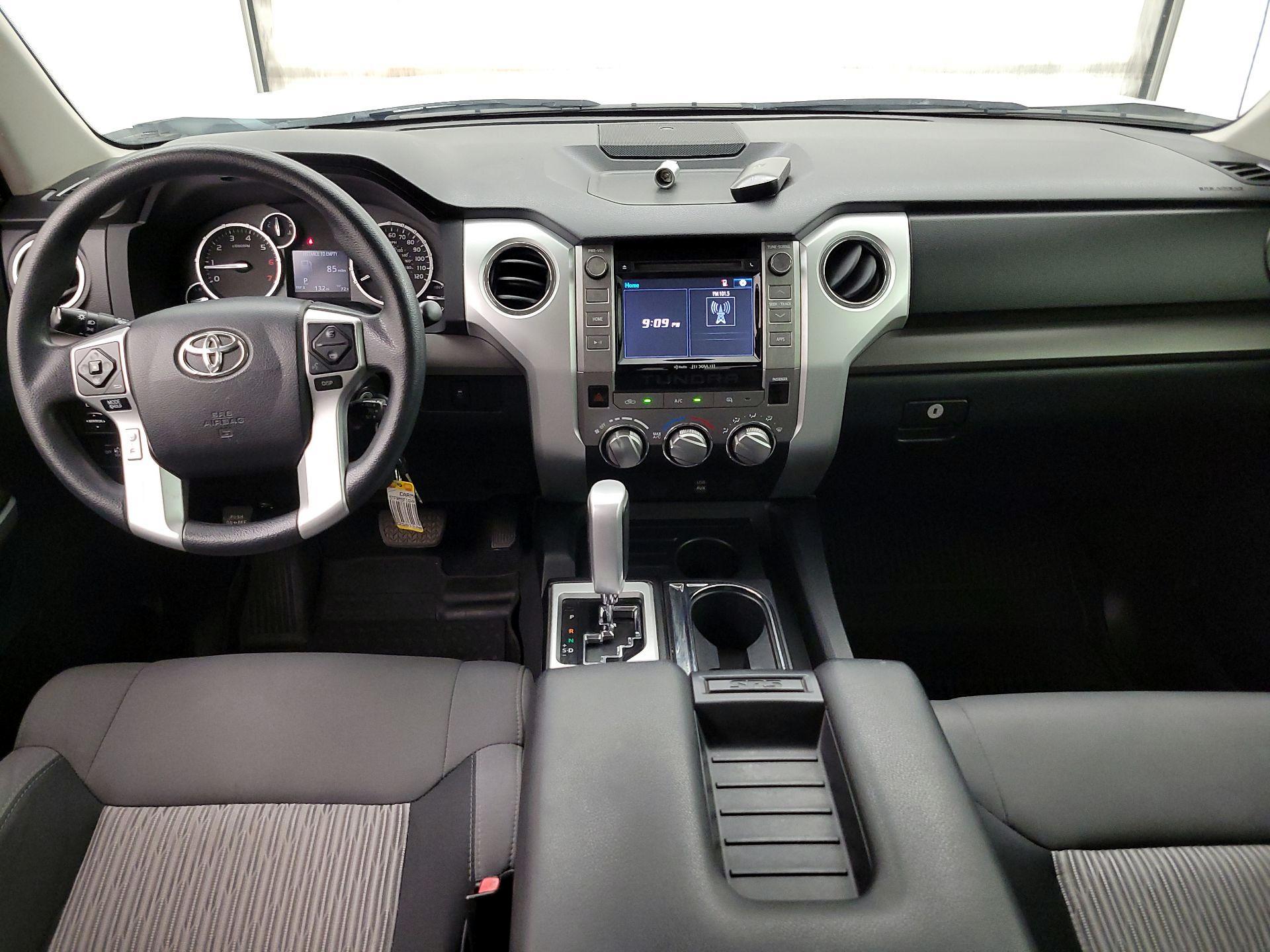 Thumbnail: 2017 Toyota Tundra - 9