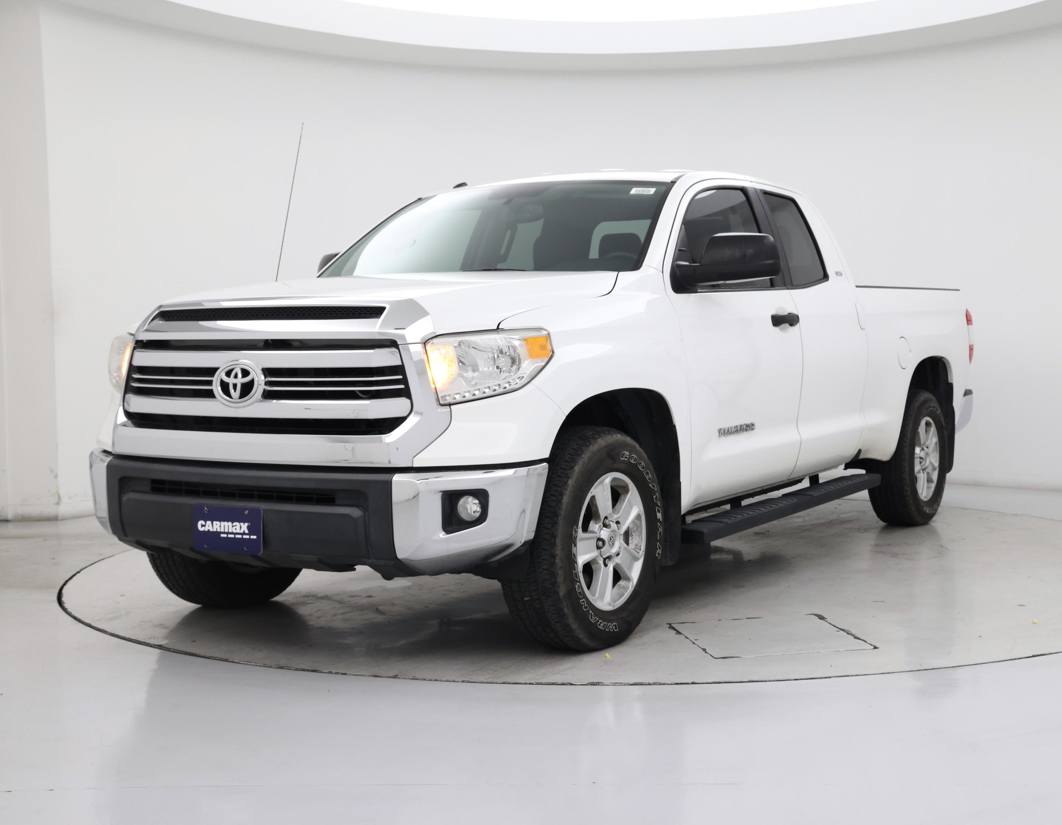 Thumbnail: 2017 Toyota Tundra - 4