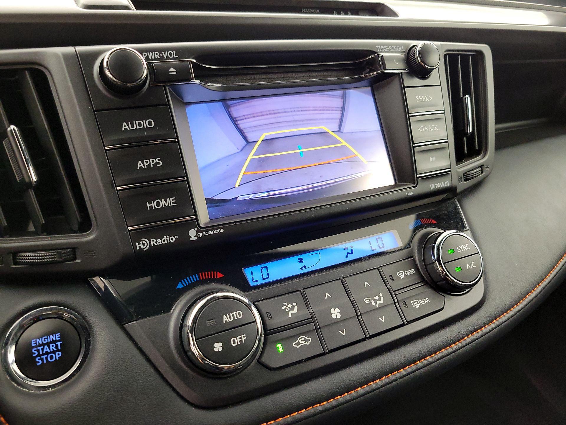 Thumbnail: 2018 Toyota RAV4 - 14