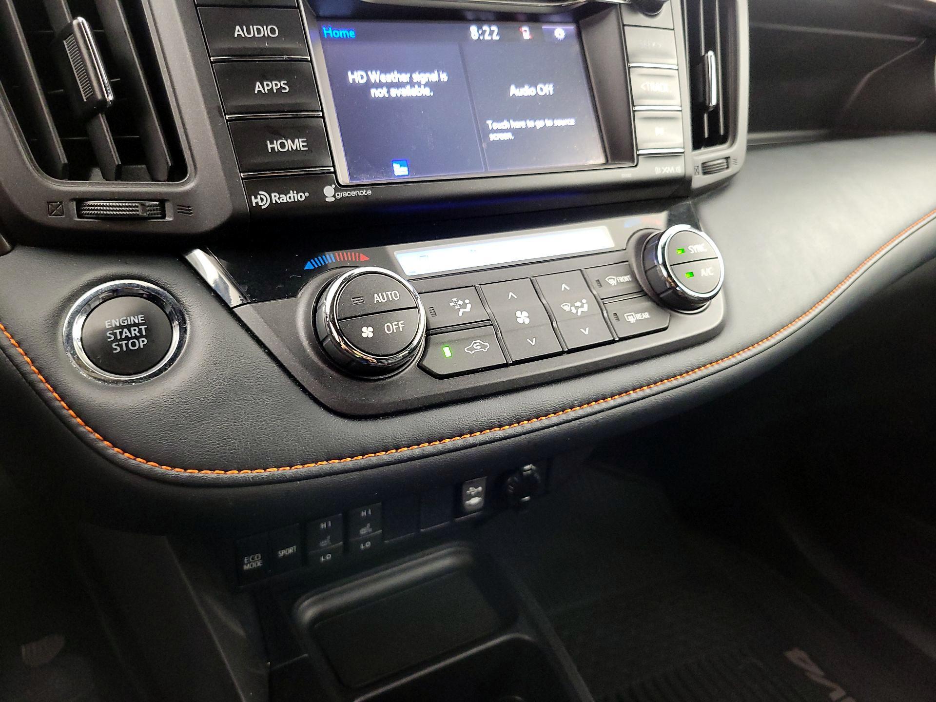 Thumbnail: 2018 Toyota RAV4 - 16