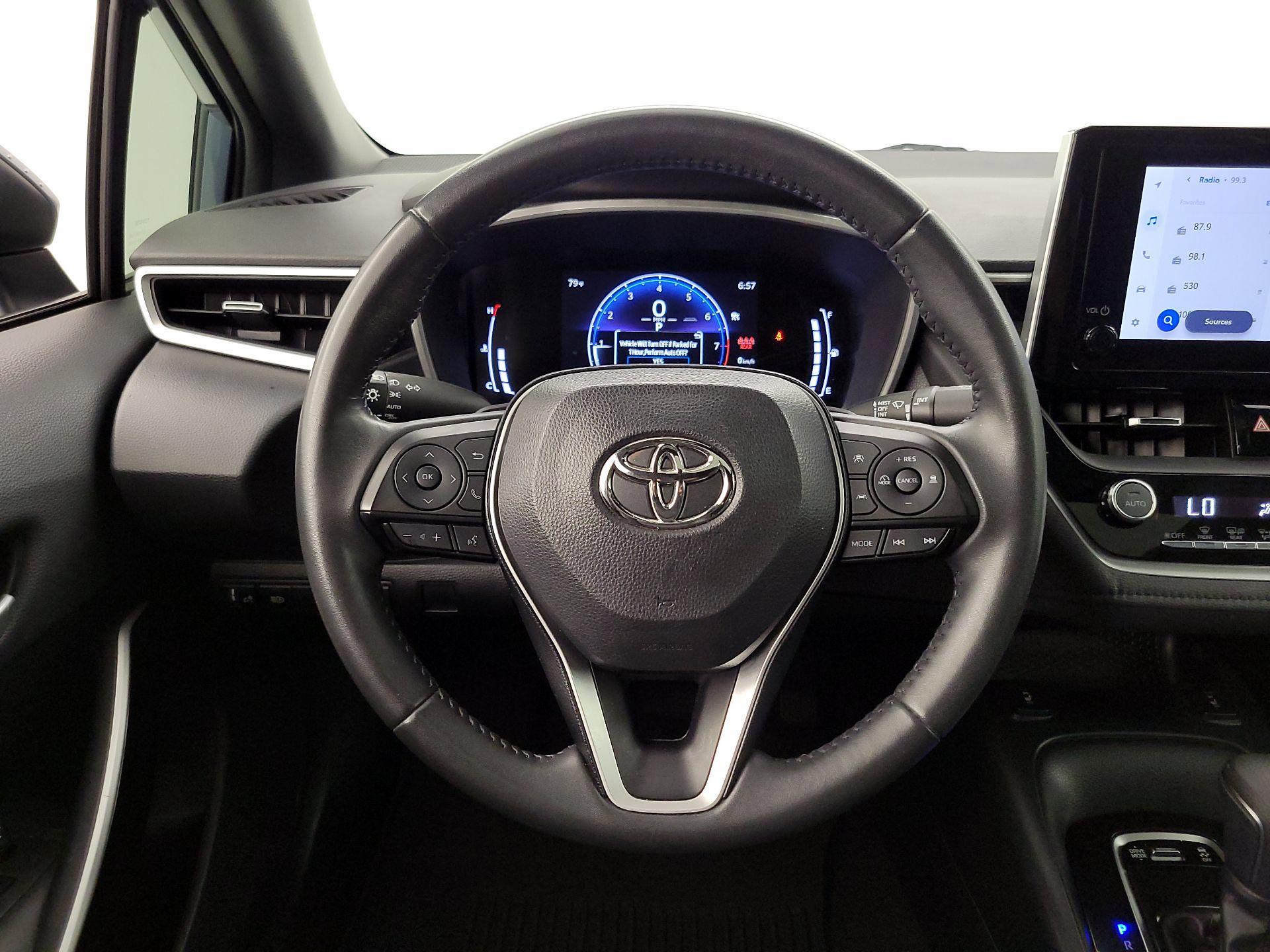 Thumbnail: 2023 Toyota Corolla - 10