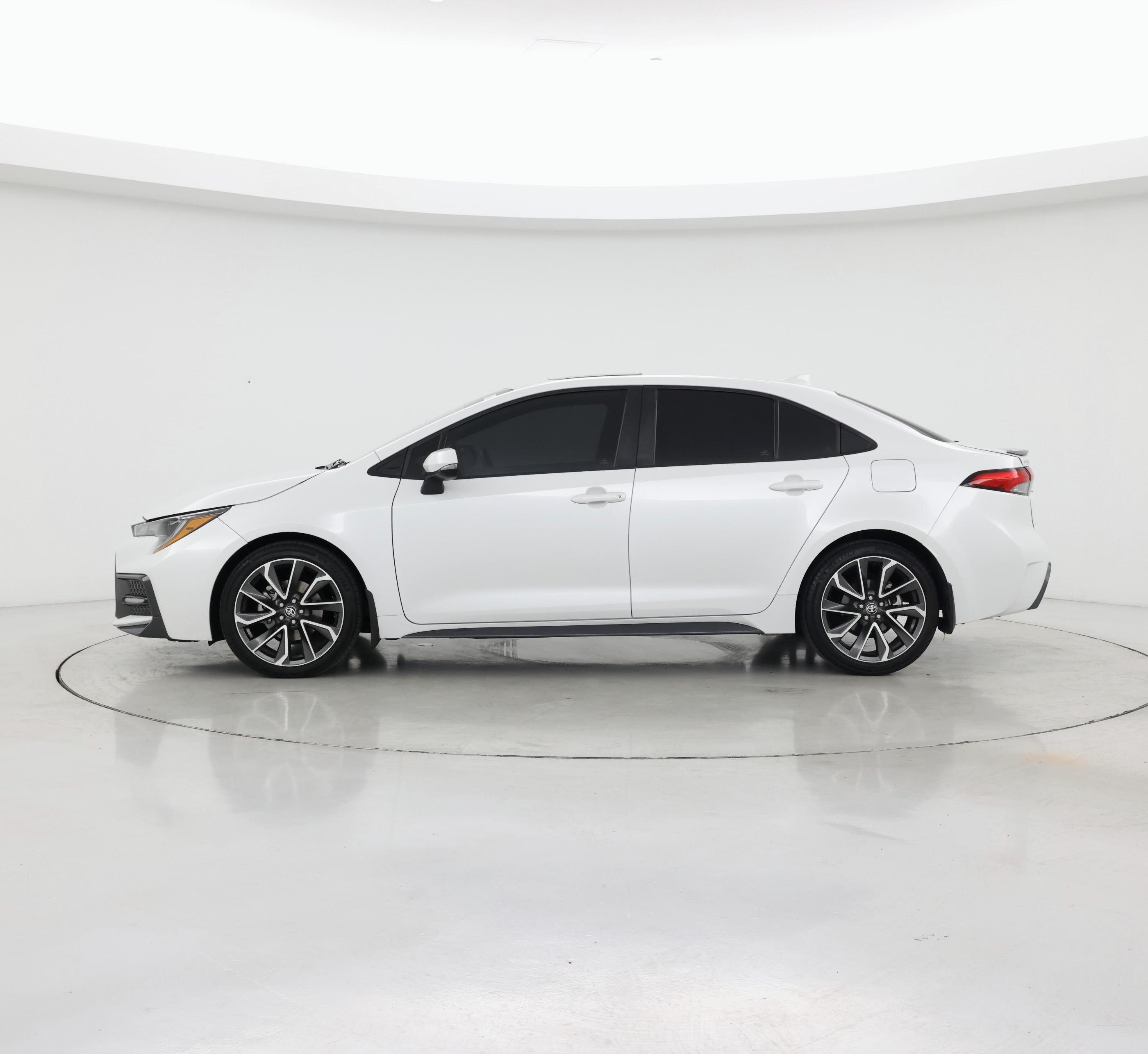 Thumbnail: 2022 Toyota Corolla - 3