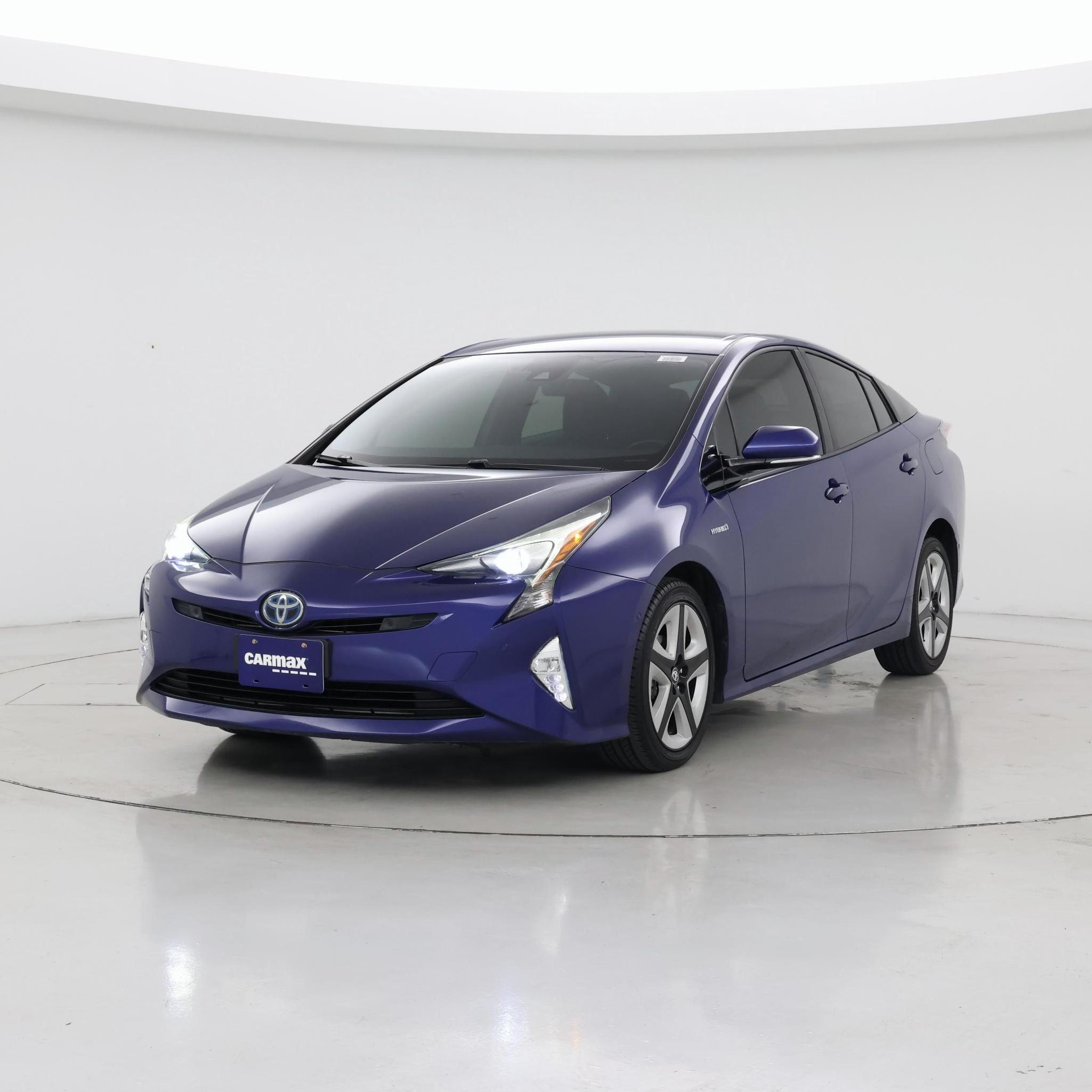 Thumbnail: 2018 Toyota Prius - 4