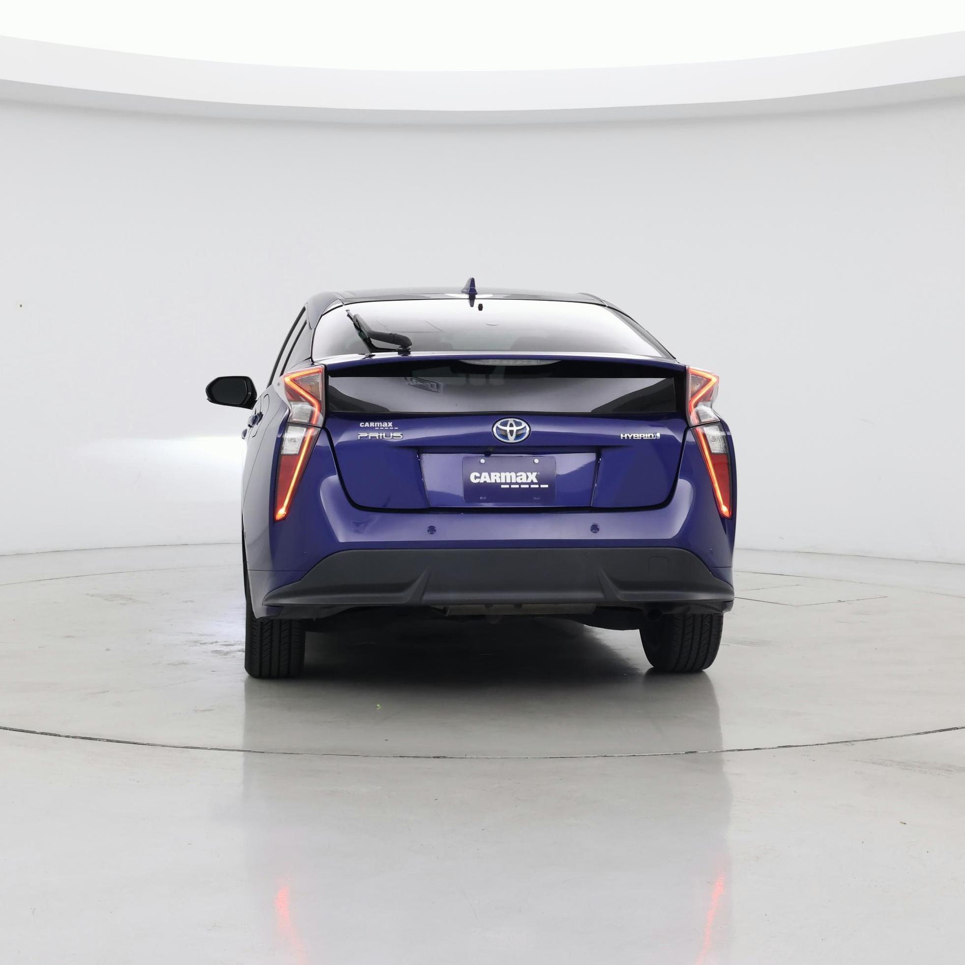 Thumbnail: 2018 Toyota Prius - 6