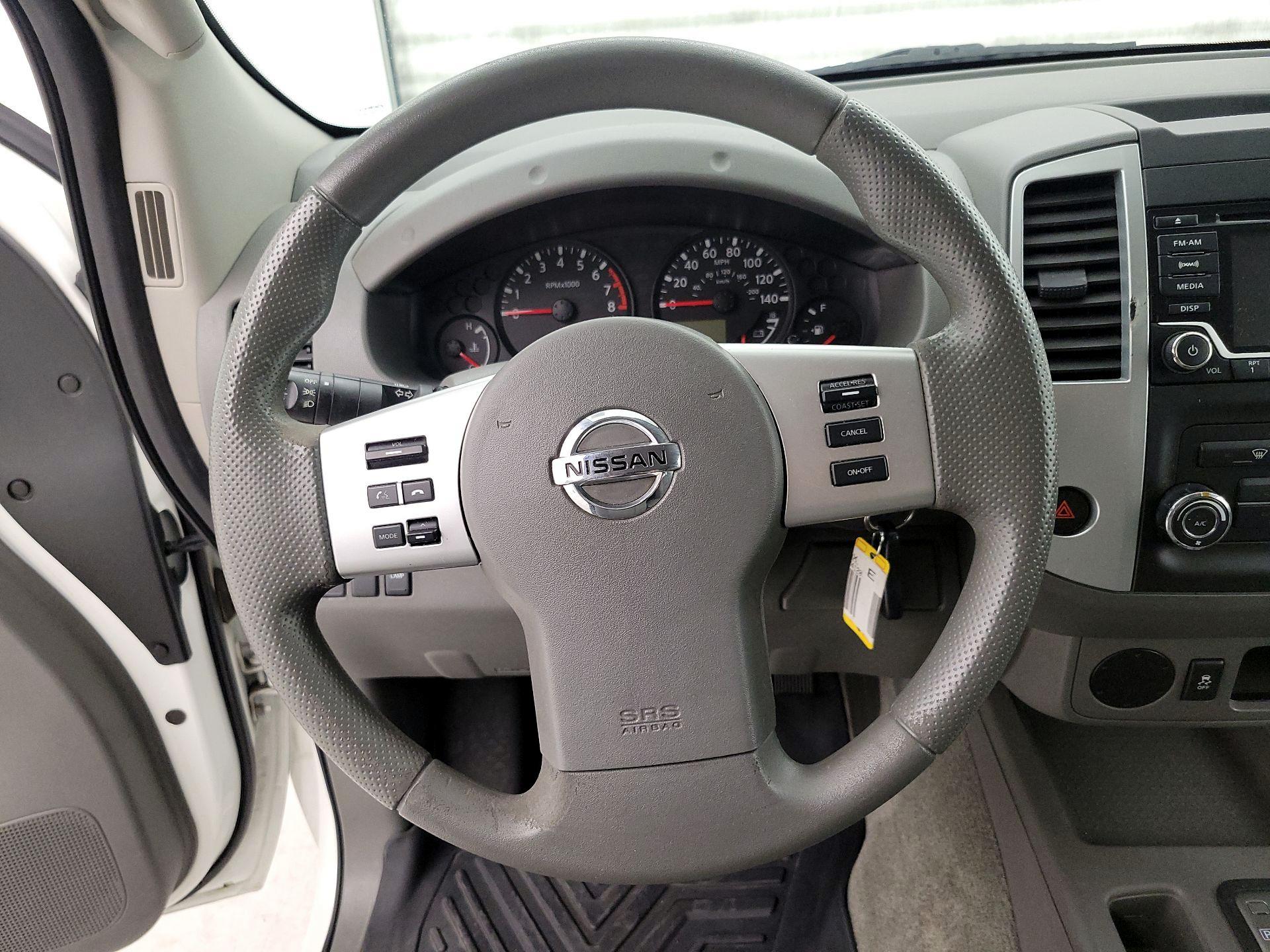 Thumbnail: 2016 Nissan Frontier - 10