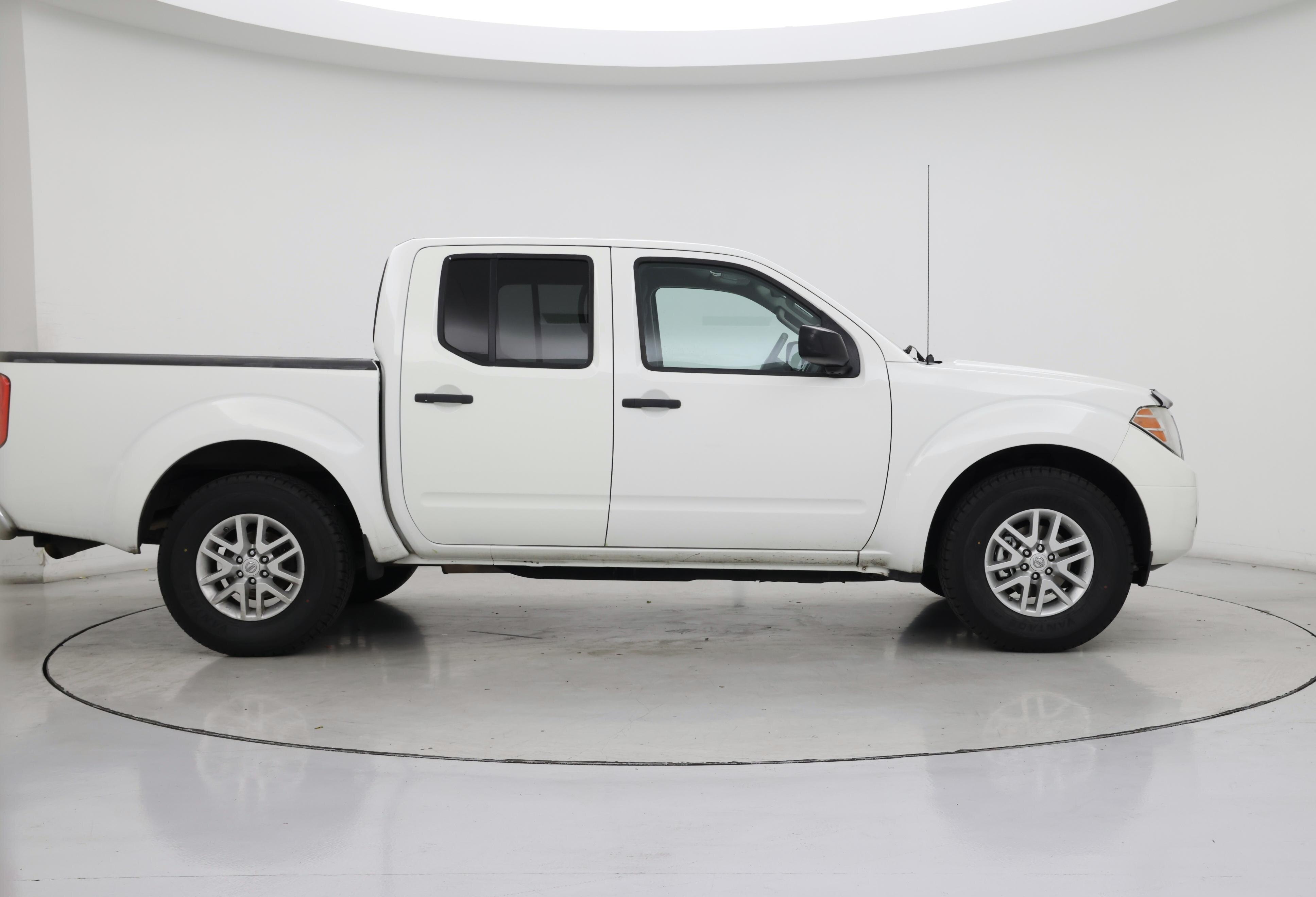 Thumbnail: 2016 Nissan Frontier - 7