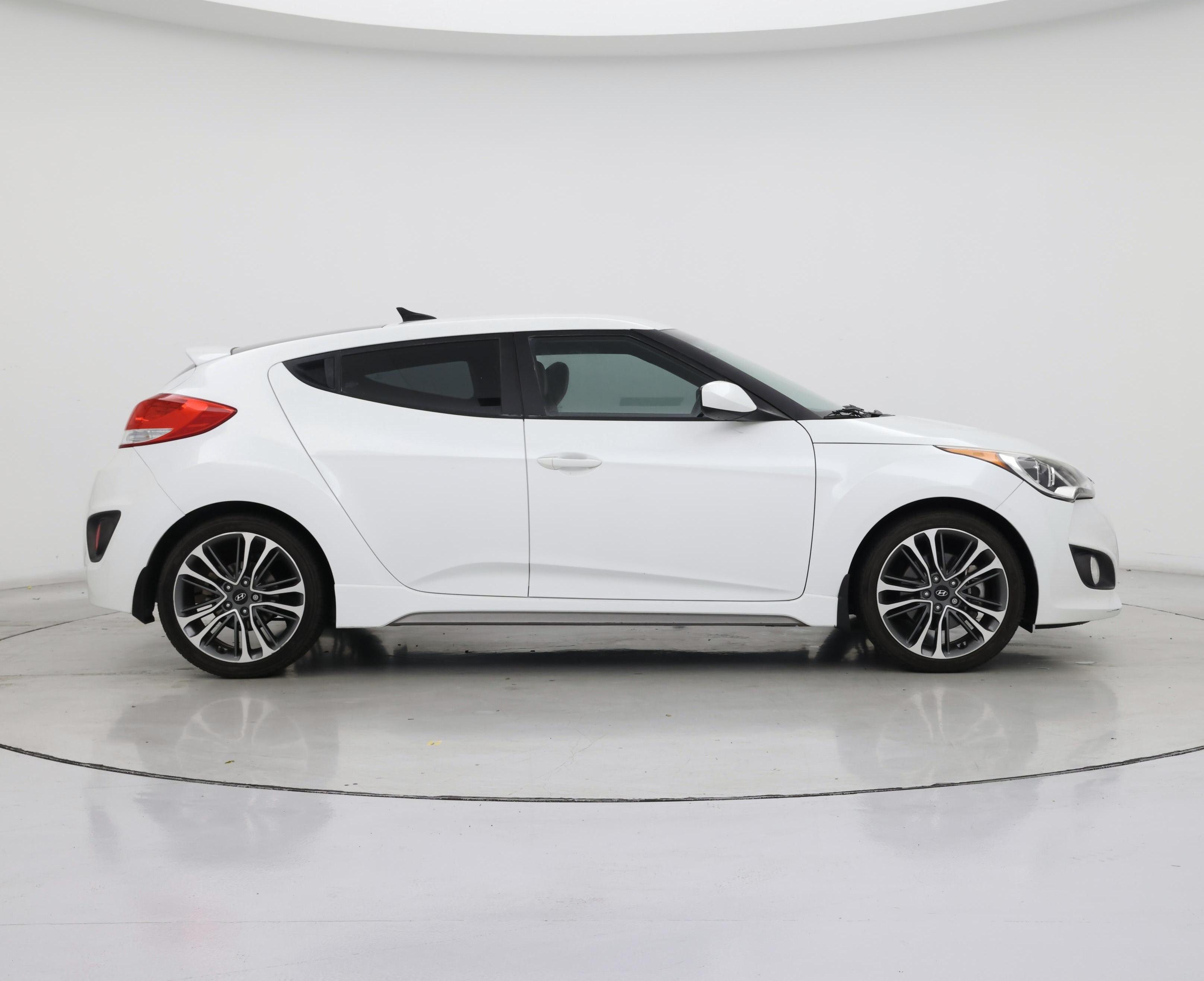 Thumbnail: 2016 Hyundai Veloster - 7