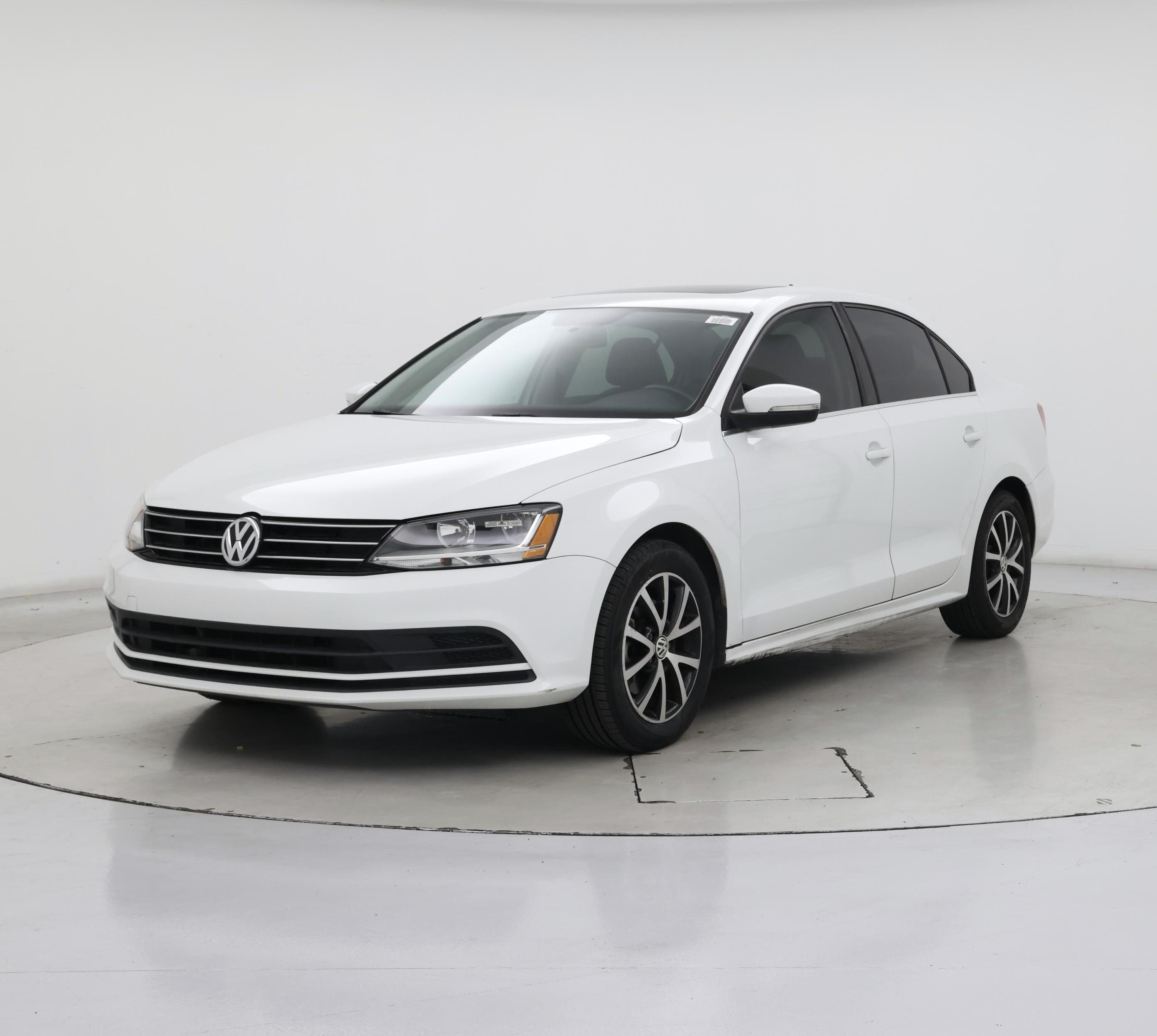 Thumbnail: 2017 Volkswagen Jetta - 4
